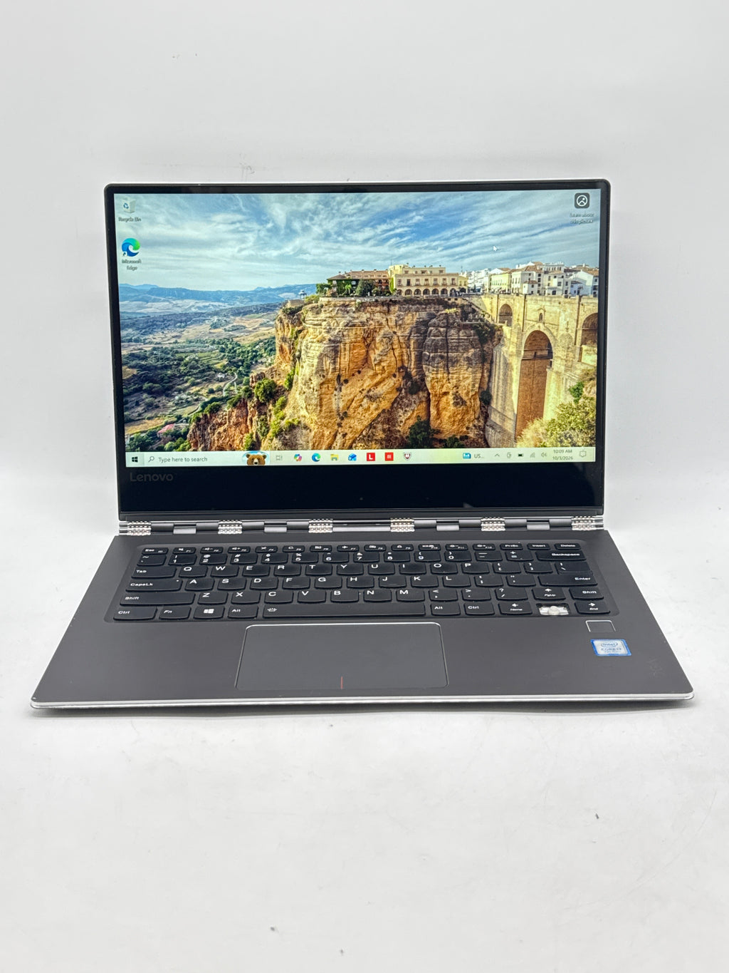 Lenovo Yoga 910-13IKB 13in Core i7 7500U 8GB RAM 256GB SSD - Read