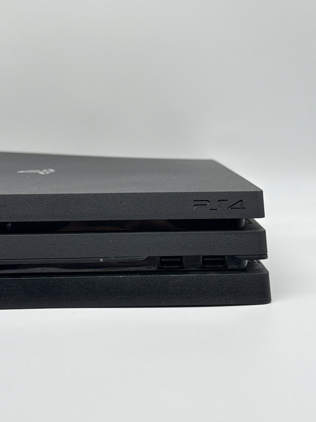 Sony PlayStation 4 Pro 1TB Black Console only - for Parts (READ)