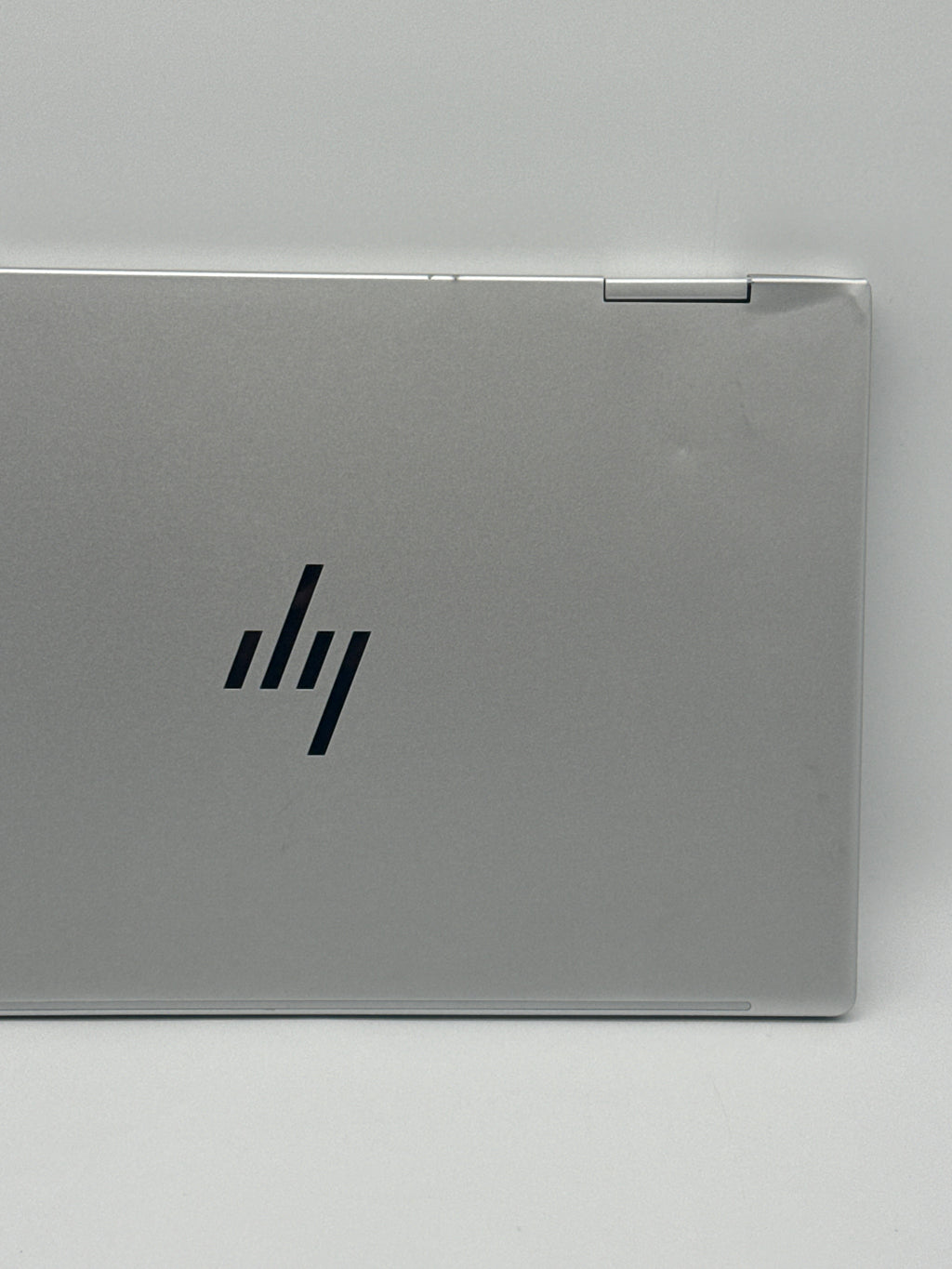 HP 14-ep0063nr Intel Core 5 120U 8GB RAM 512GB SSD - Broken/Read
