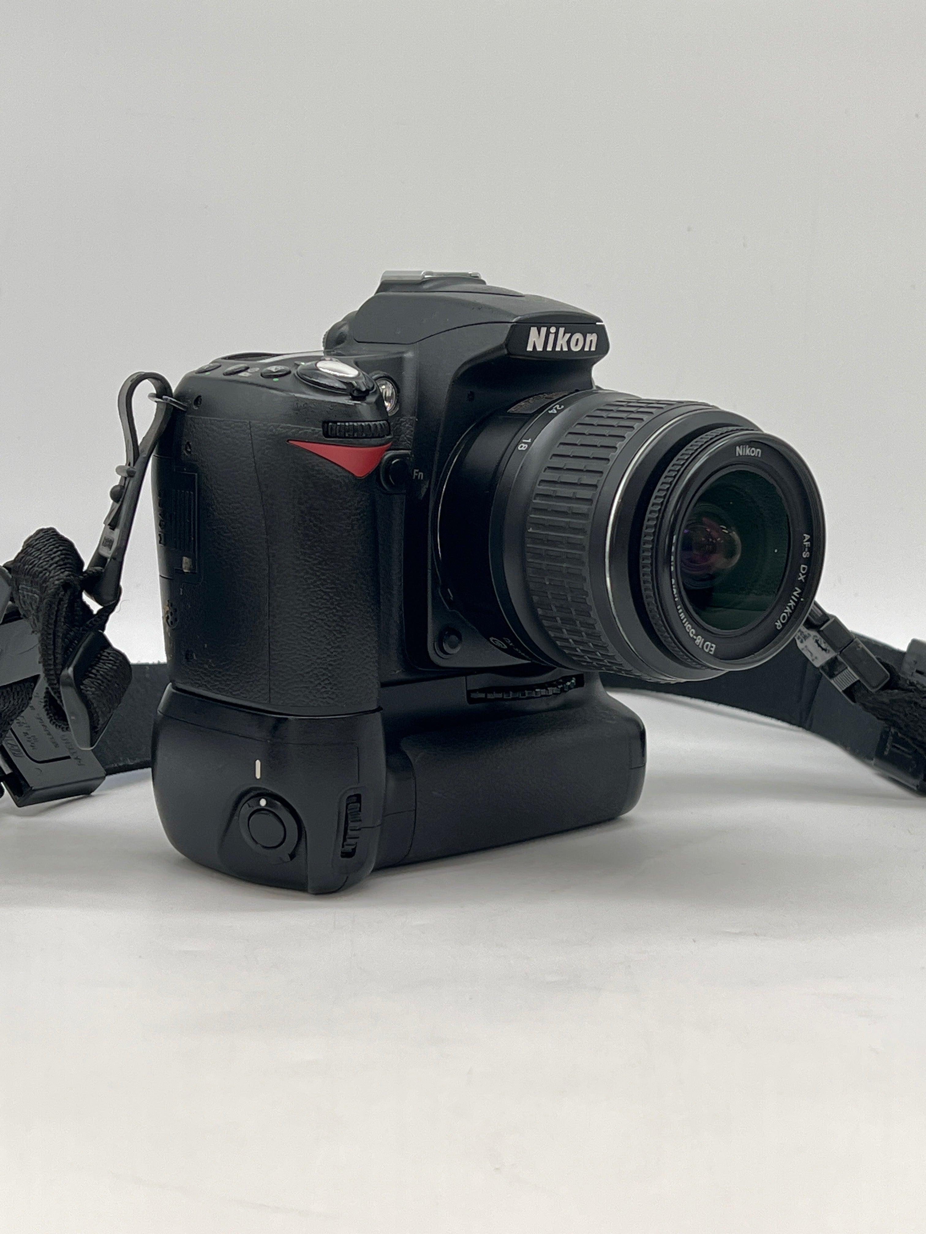 Nikon D90 Digital Camera with 18-55mm Lens Battery Grip - Used