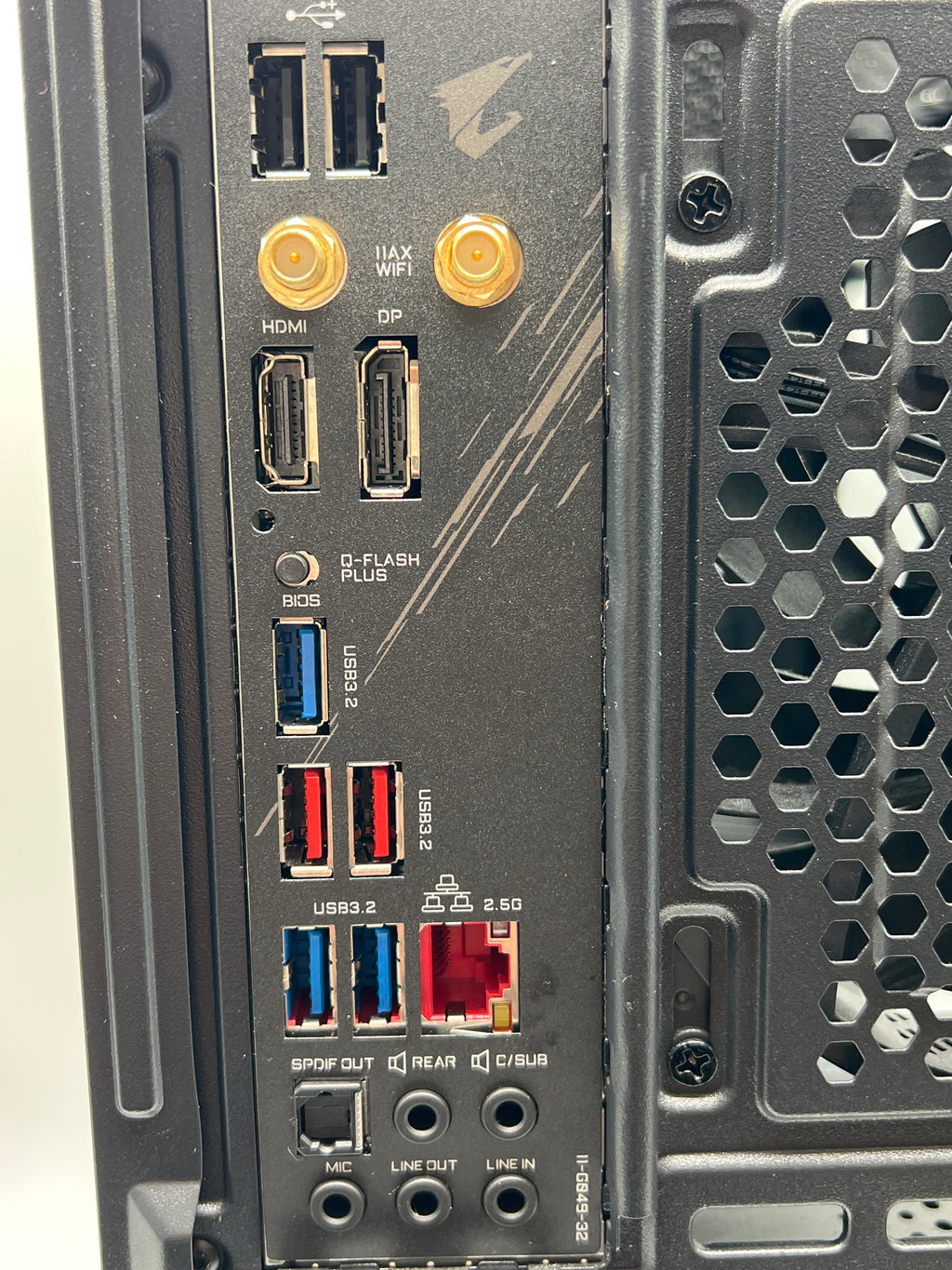 Custom PC Ryzen 5 5600X 32GB RAM 1TB SSD AMD RX 7600 GPU