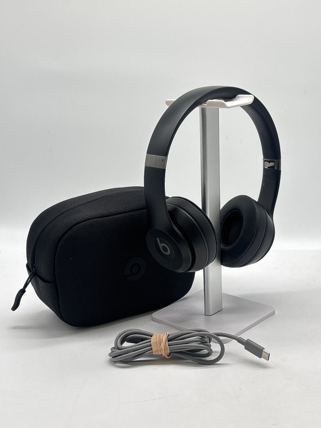 Beats Solo 4 A3140 Wireless Bluetooth On-Ear Headphones Black