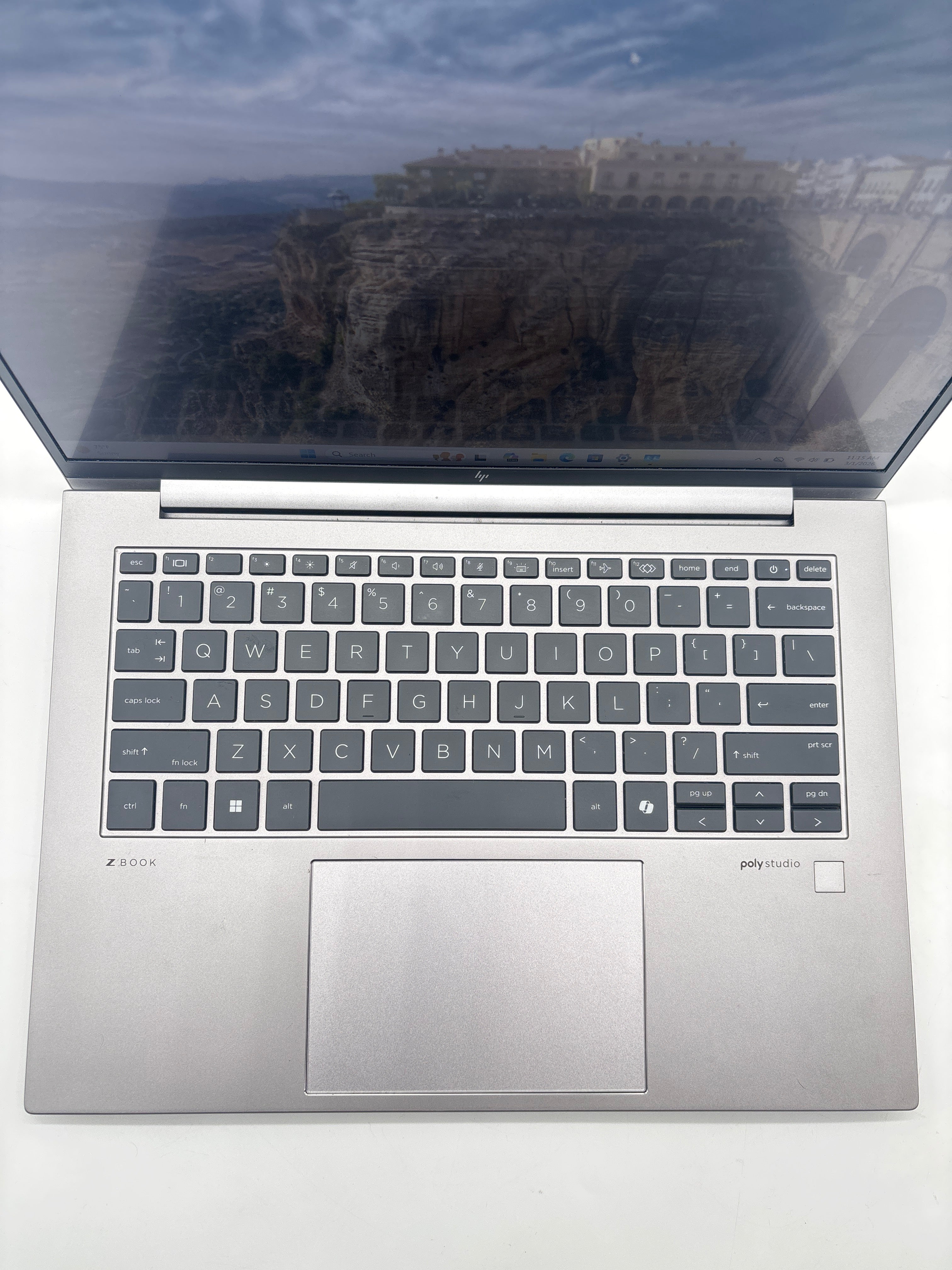 HP ZBook Firefly 14 G11 Ryzen 5 Pro 8640HS 16GB RAM 256GB SSD