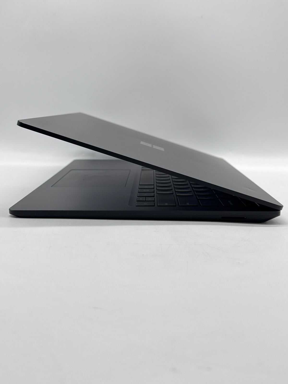 Microsoft Surface Laptop 3 1868 13" Intel Core i5-1035G7 8GB RAM 256GB SSD Black - Used