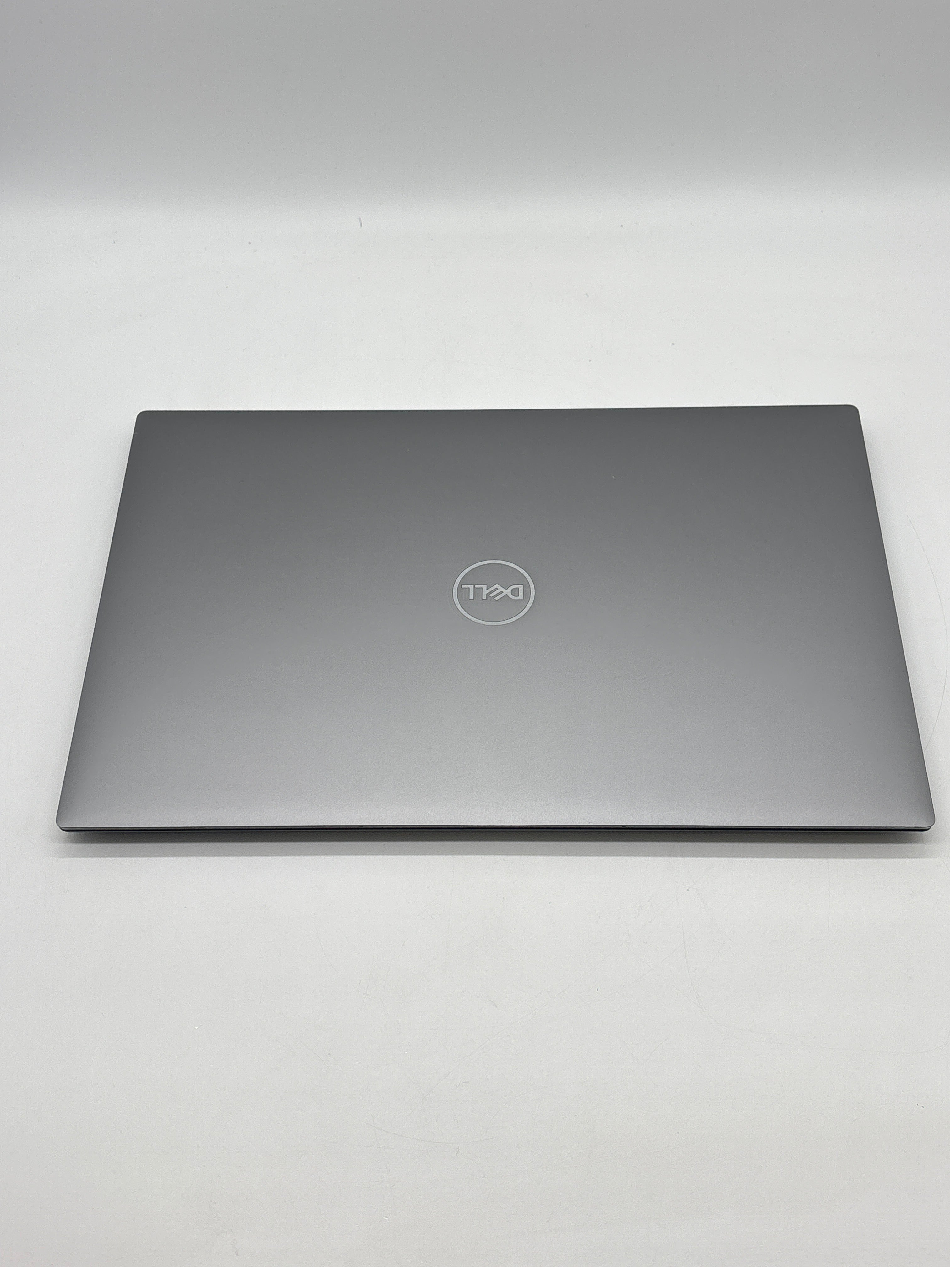 Dell Precision 5570 i9 64GB RAM 2TB SSD Black