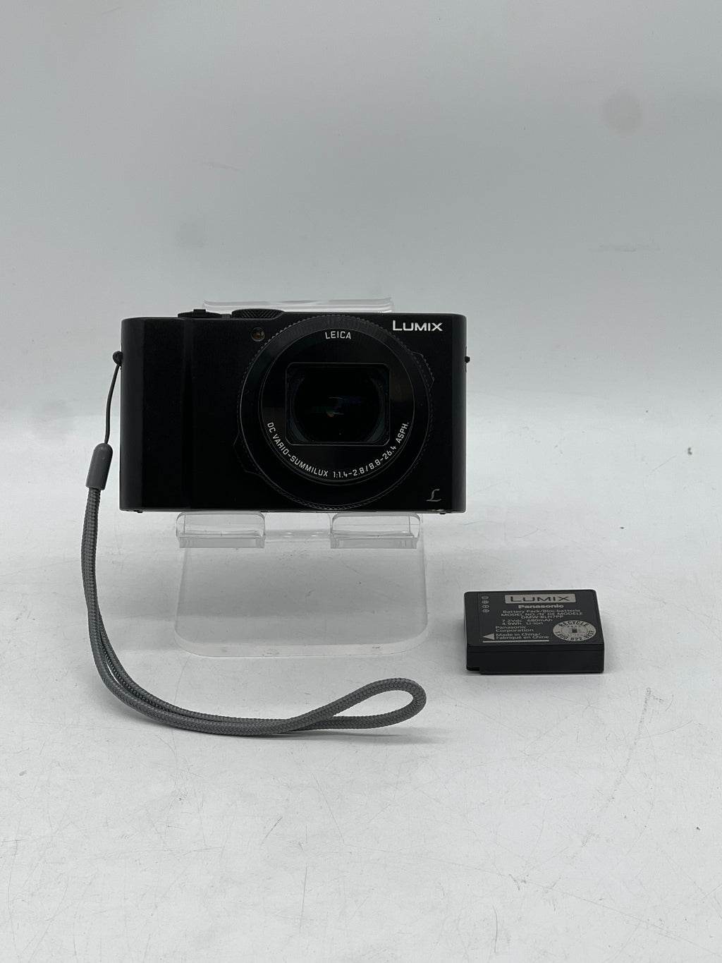 Panasonic LUMIX DMC-LX10 3 in Digital Camera 20.1 MP Black Used