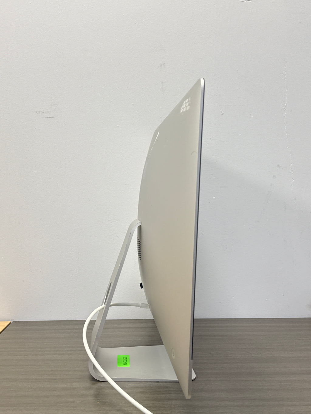 Apple iMac 27" 5K A2115 Intel Core i5 8GB RAM 256GB SSD Silver - Remotely Managed