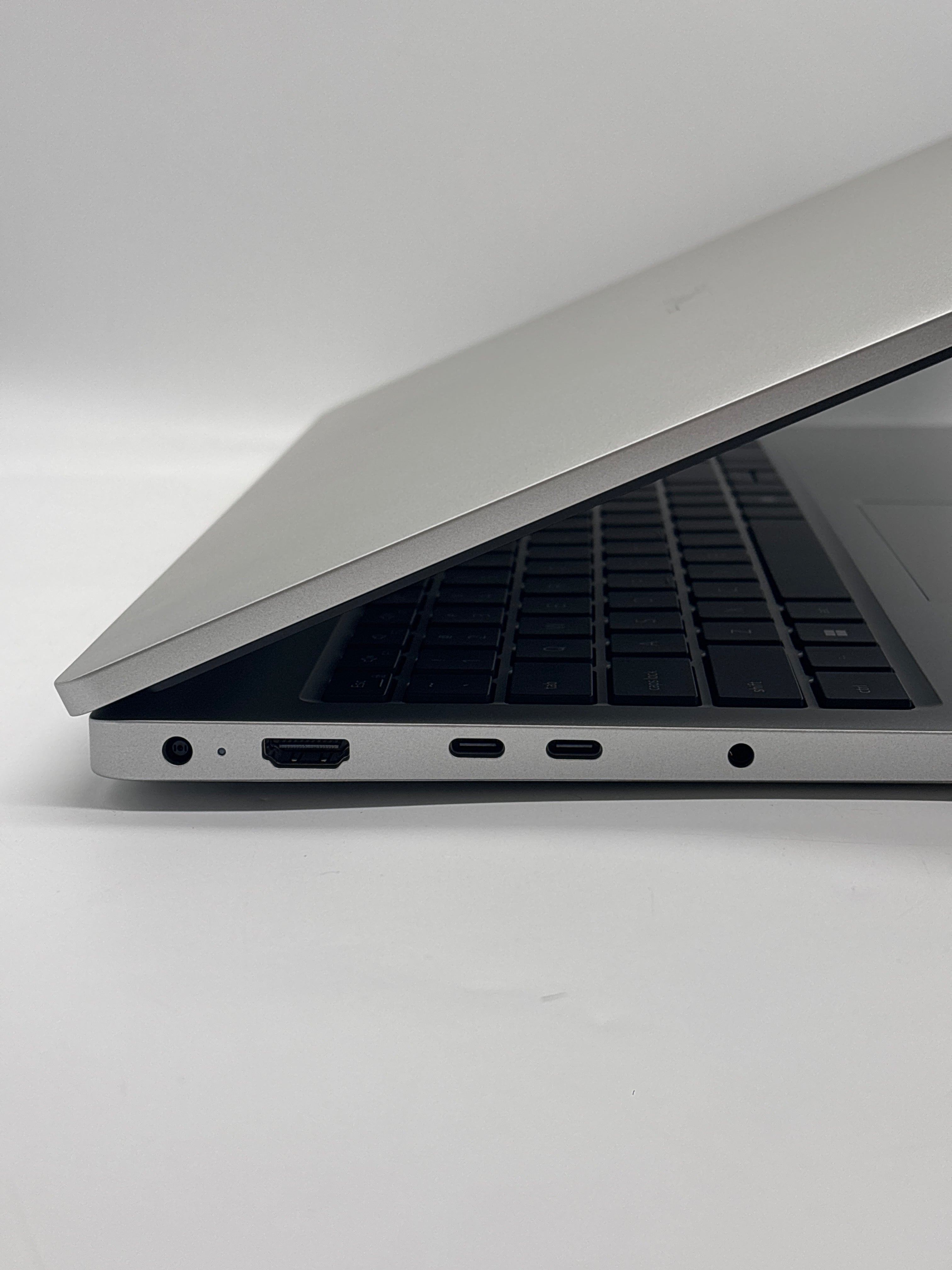 Dell Pro 16 Ultra 5 235U 16GB RAM 512GB SSD Used
