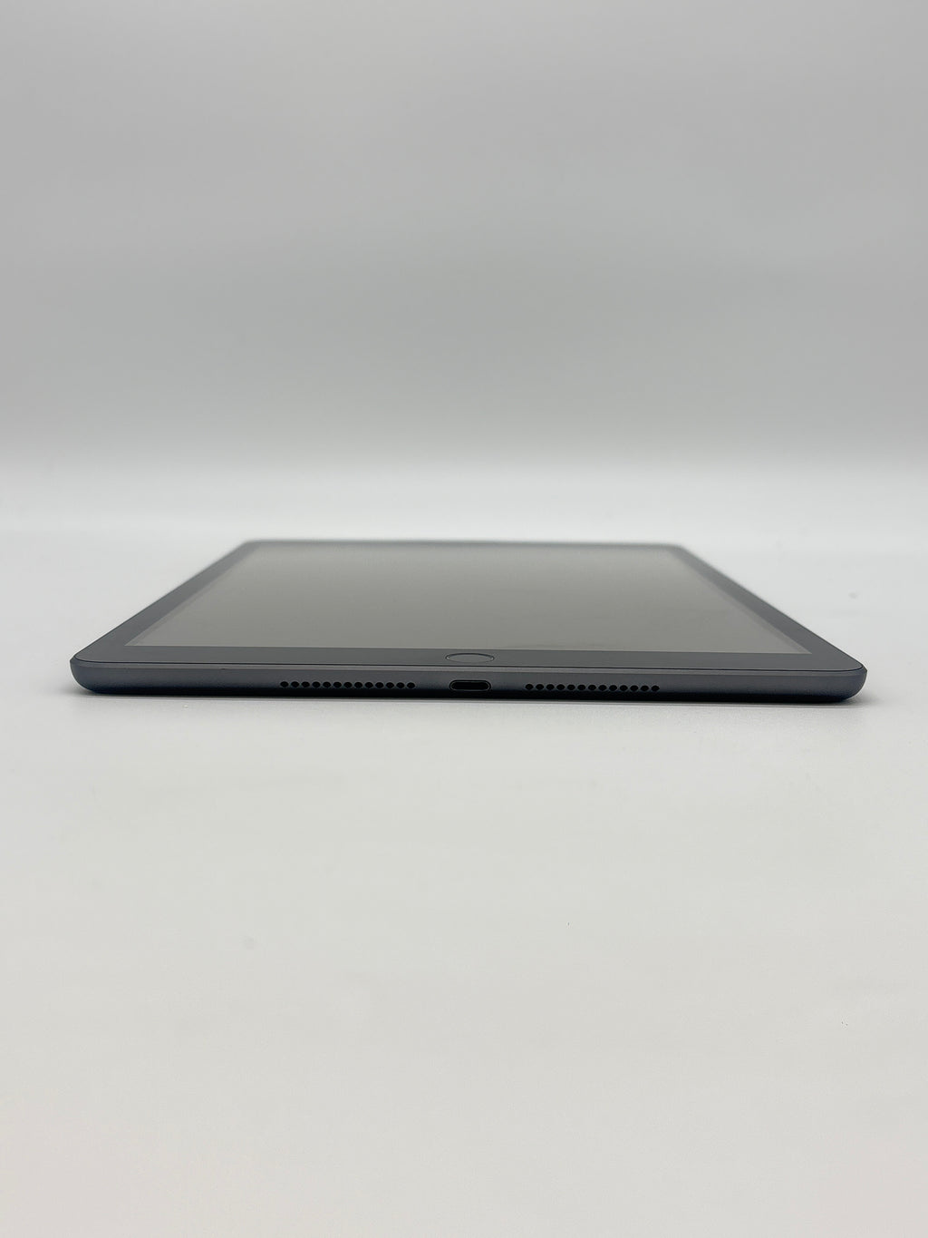 Apple iPad (8th Gen) 128GB Space Gray Unlocked Used