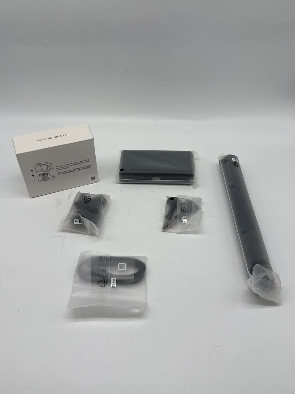 DJI Osmo Action 5 Pro Adventure Combo 4K Action Camera Black - Open Box