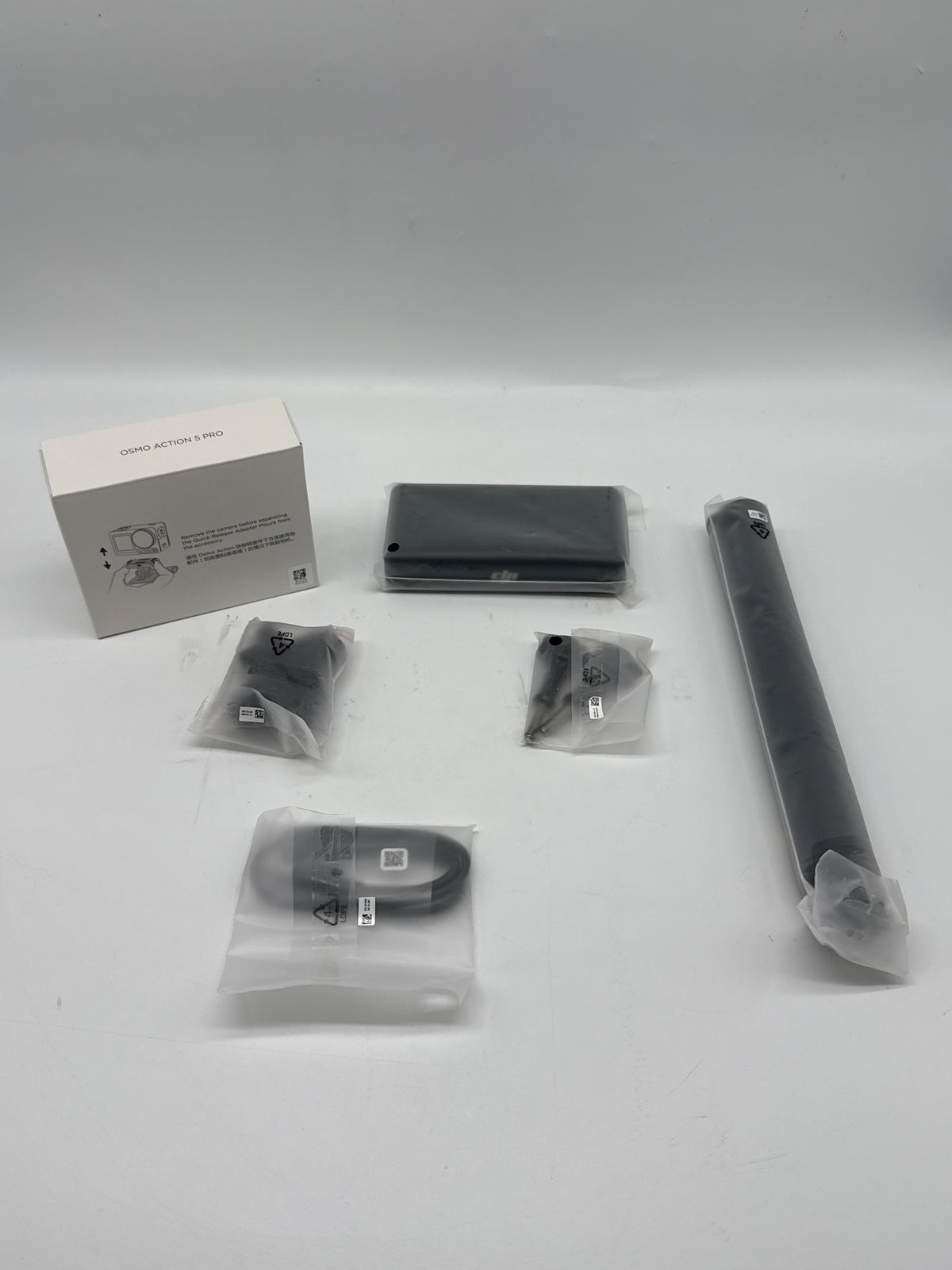 DJI Osmo Action 5 Pro Adventure Combo 4K Action Camera Black - Open Box