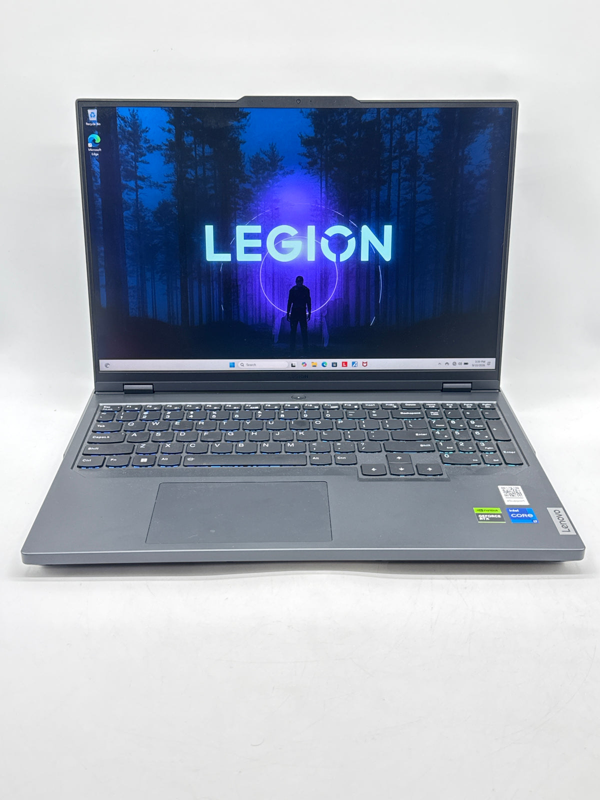 Lenovo Legion Pro 5 16IRX8 17" Core i7 13700HX 32GB RAM 1TB SSD RTX 4070 - Used