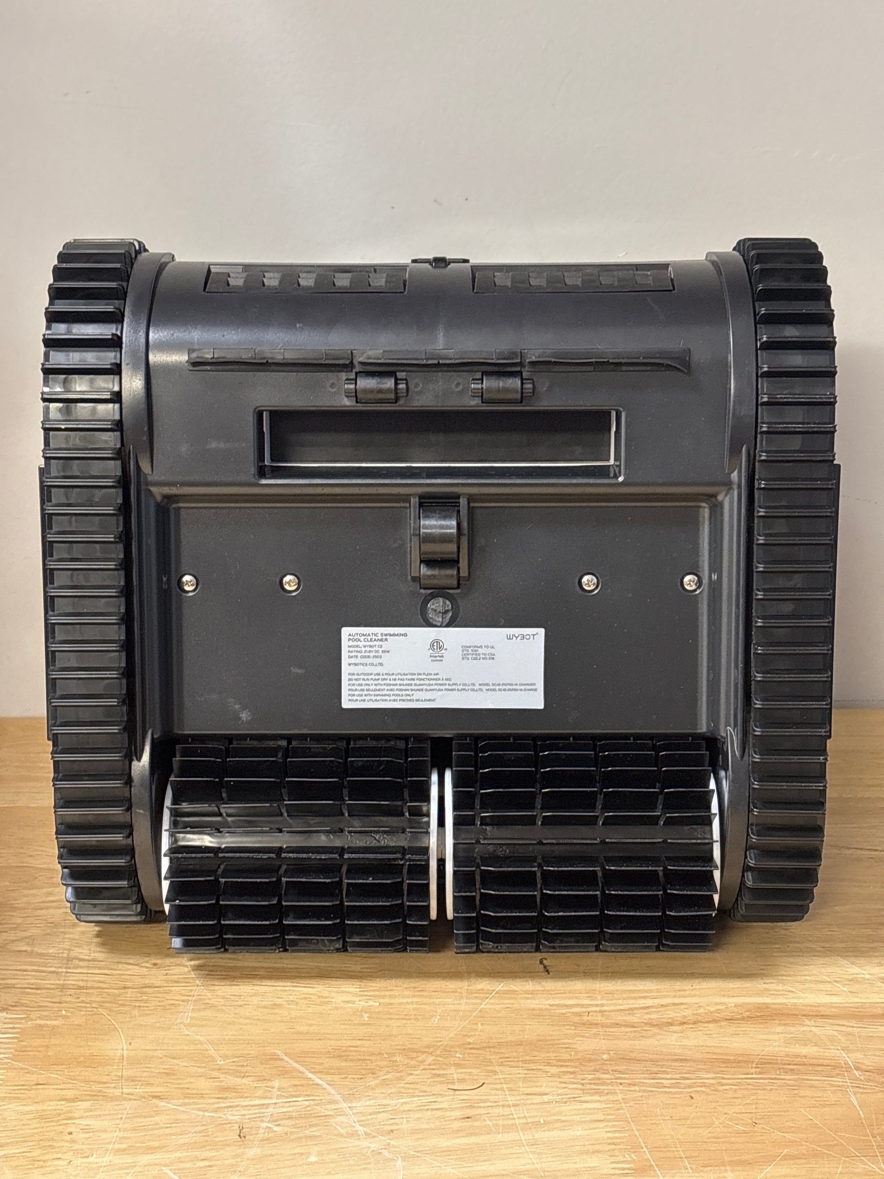 Wybot C2 Pool Vacuum Cleaner - New In Box Black