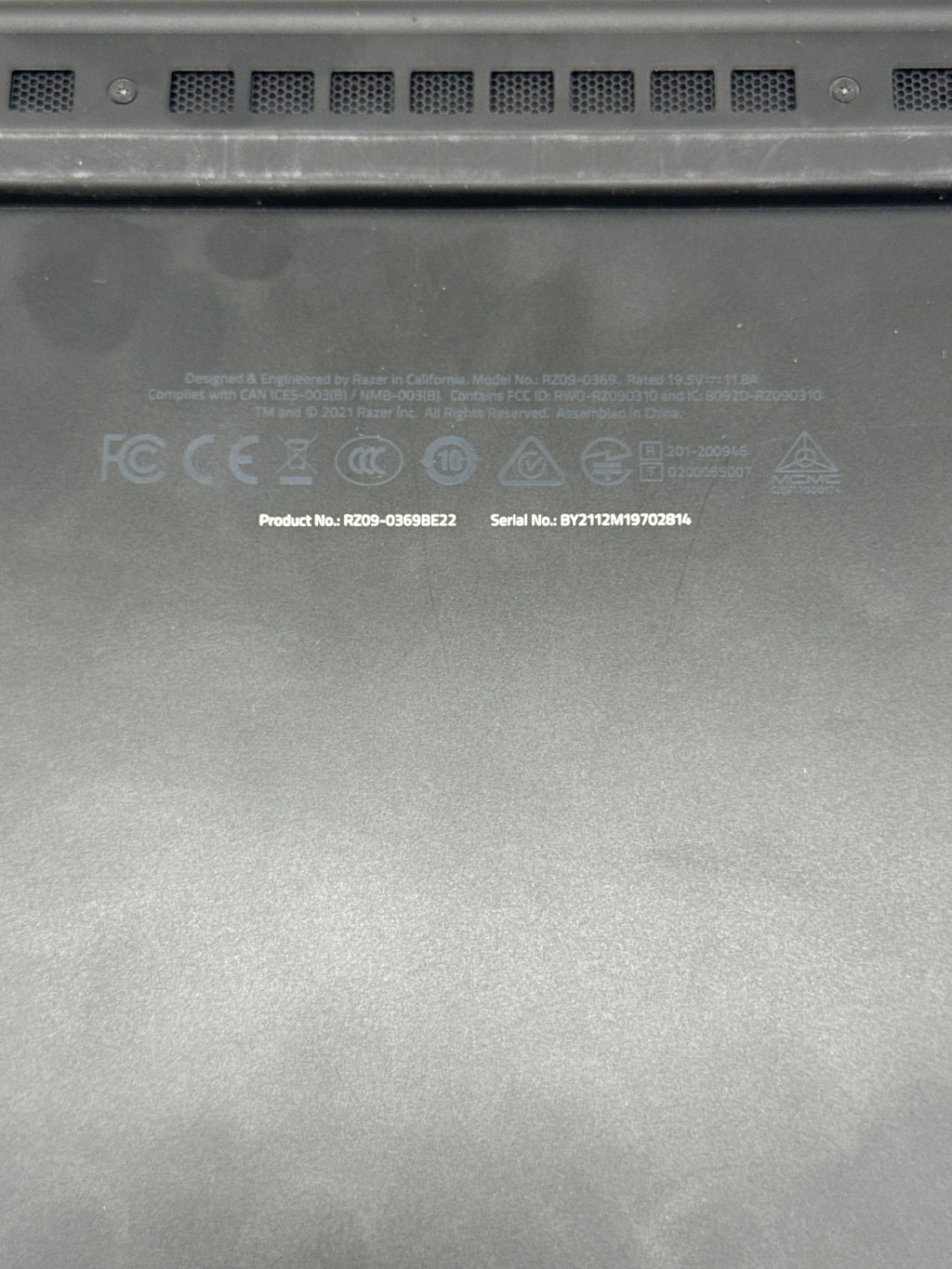 Razer Blade 15 Gaming Laptop i7-10750H 16GB 1.5TB SSD RTX 3070 8GB 15.6" FHD