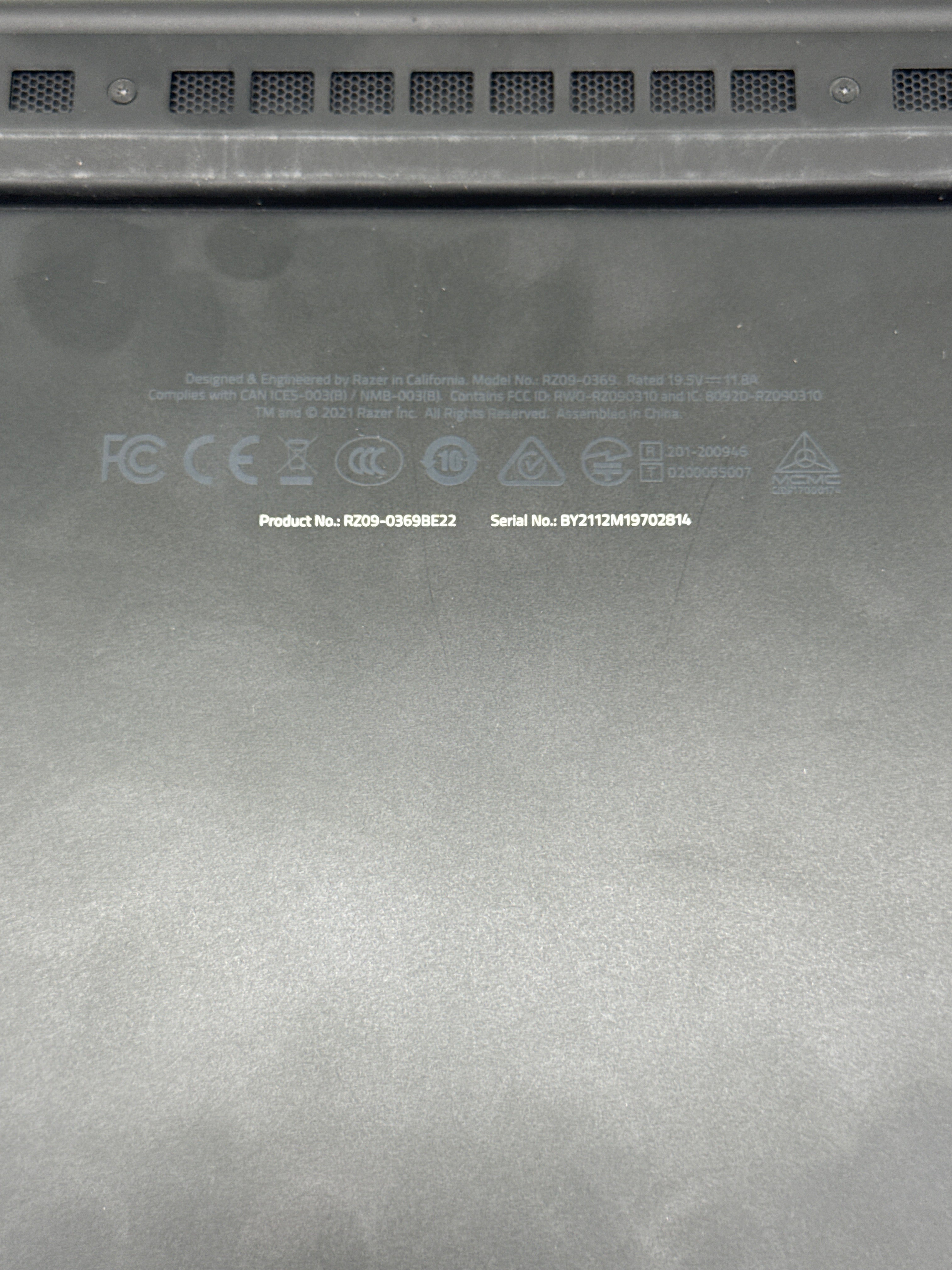 Razer Blade 15 Gaming Laptop i7-10750H 16GB 1.5TB SSD RTX 3070 8GB 15.6" FHD