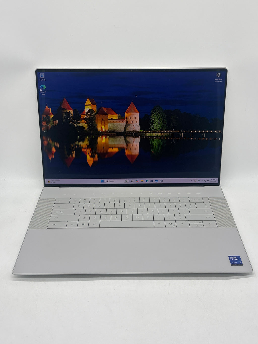 Dell XPS 16 Premium DA16250 Touch Ultra 9 285H 64GB RAM 2TB SSD RTX 5070