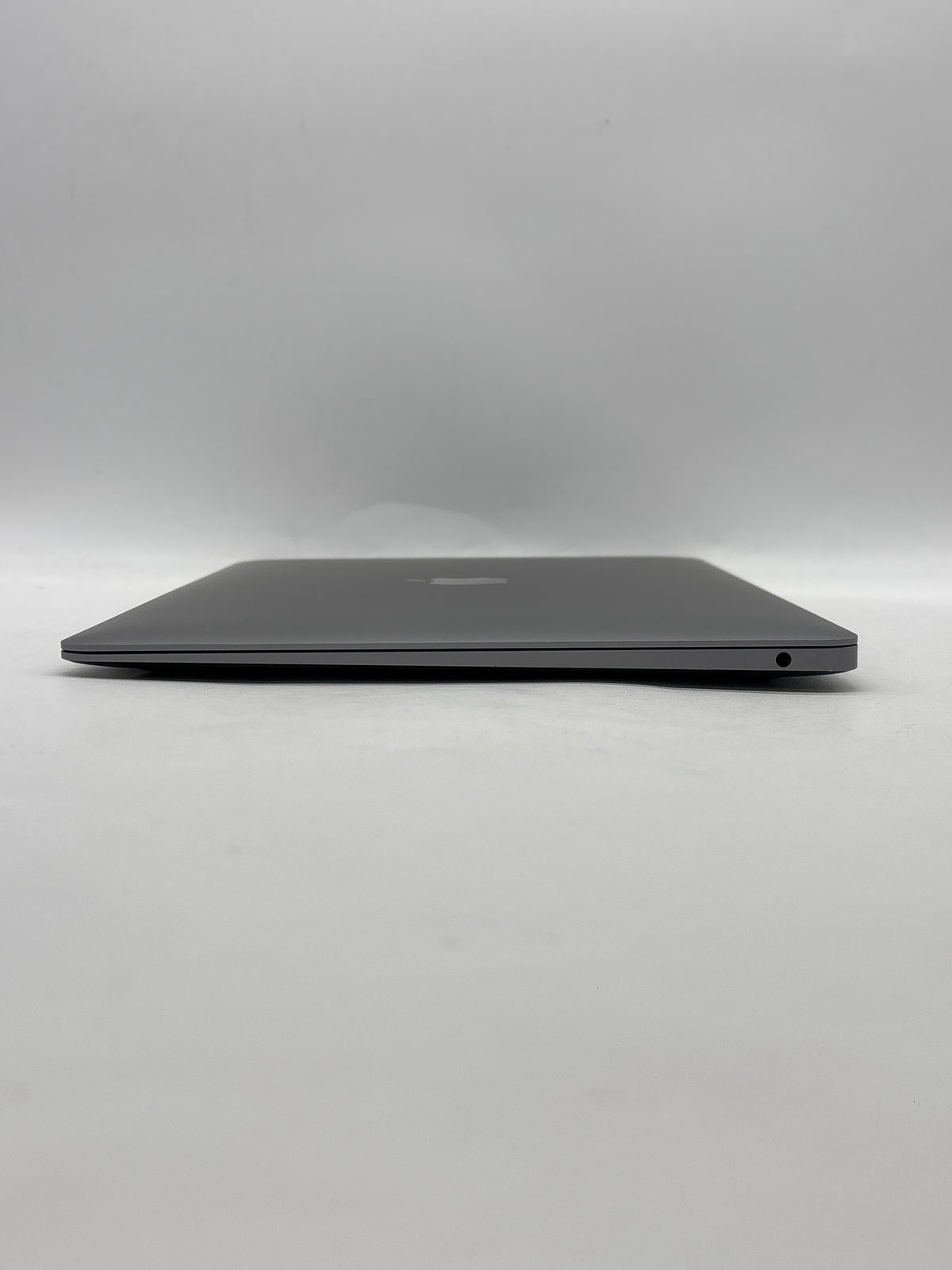 Apple MacBook Air 13" A1932 Intel Core i5-8210Y 8GB RAM 128GB SSD Space Gray - For Parts