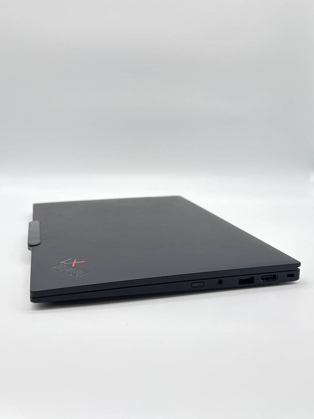 Lenovo ThinkPad X1 Carbon Gen 12 14in Intel Core Ultra 7 32GB 512GB