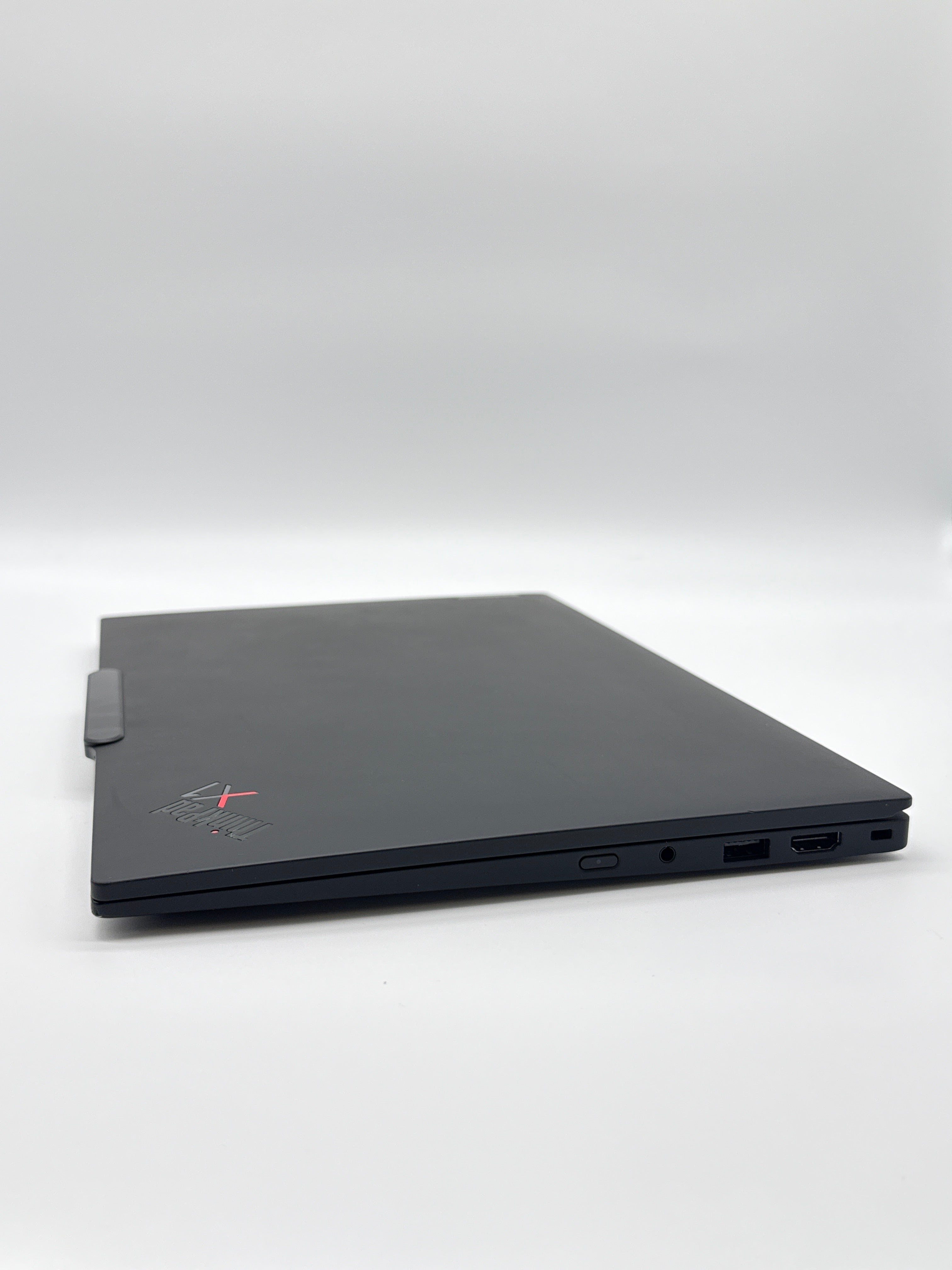 Lenovo ThinkPad X1 Carbon Gen 12 14in Intel Core Ultra 7 32GB 512GB