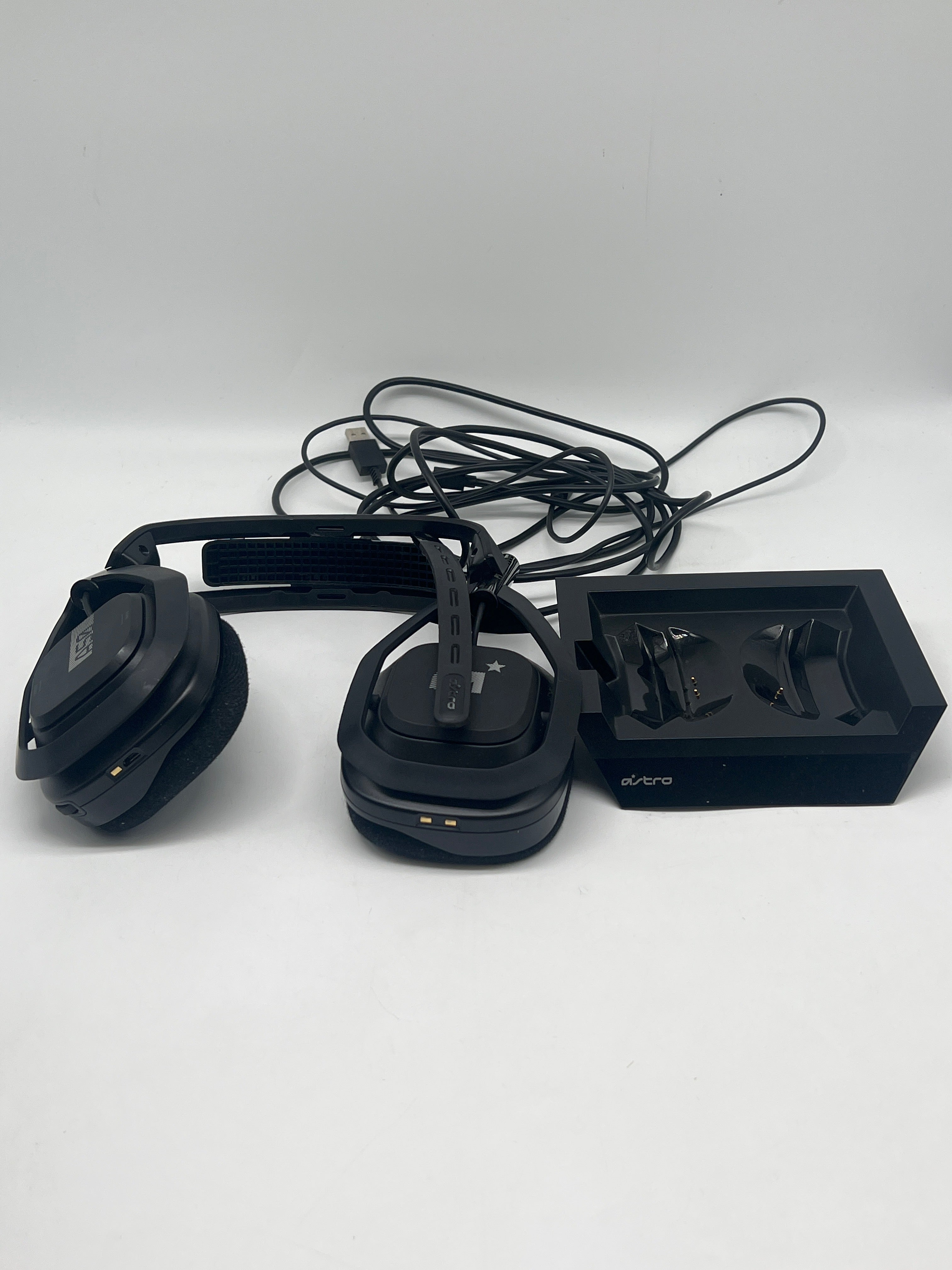 Astro A50 Wireless Headphones + Base Station Black - Used