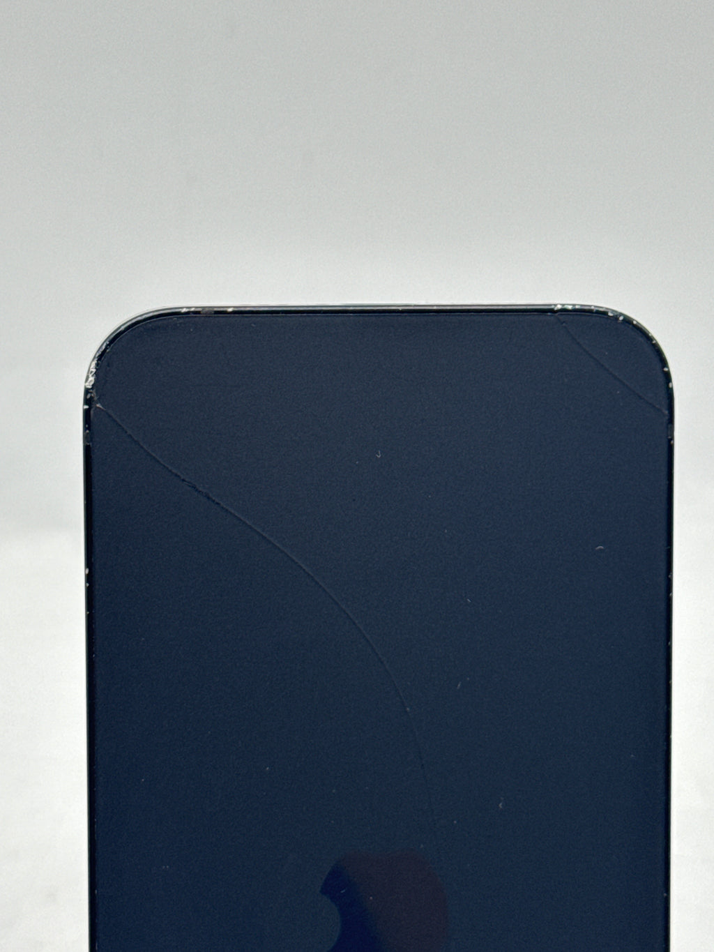 Apple iPhone 16e 6.1" 128GB Black Network Locked Boost Mobile - Cracked Back