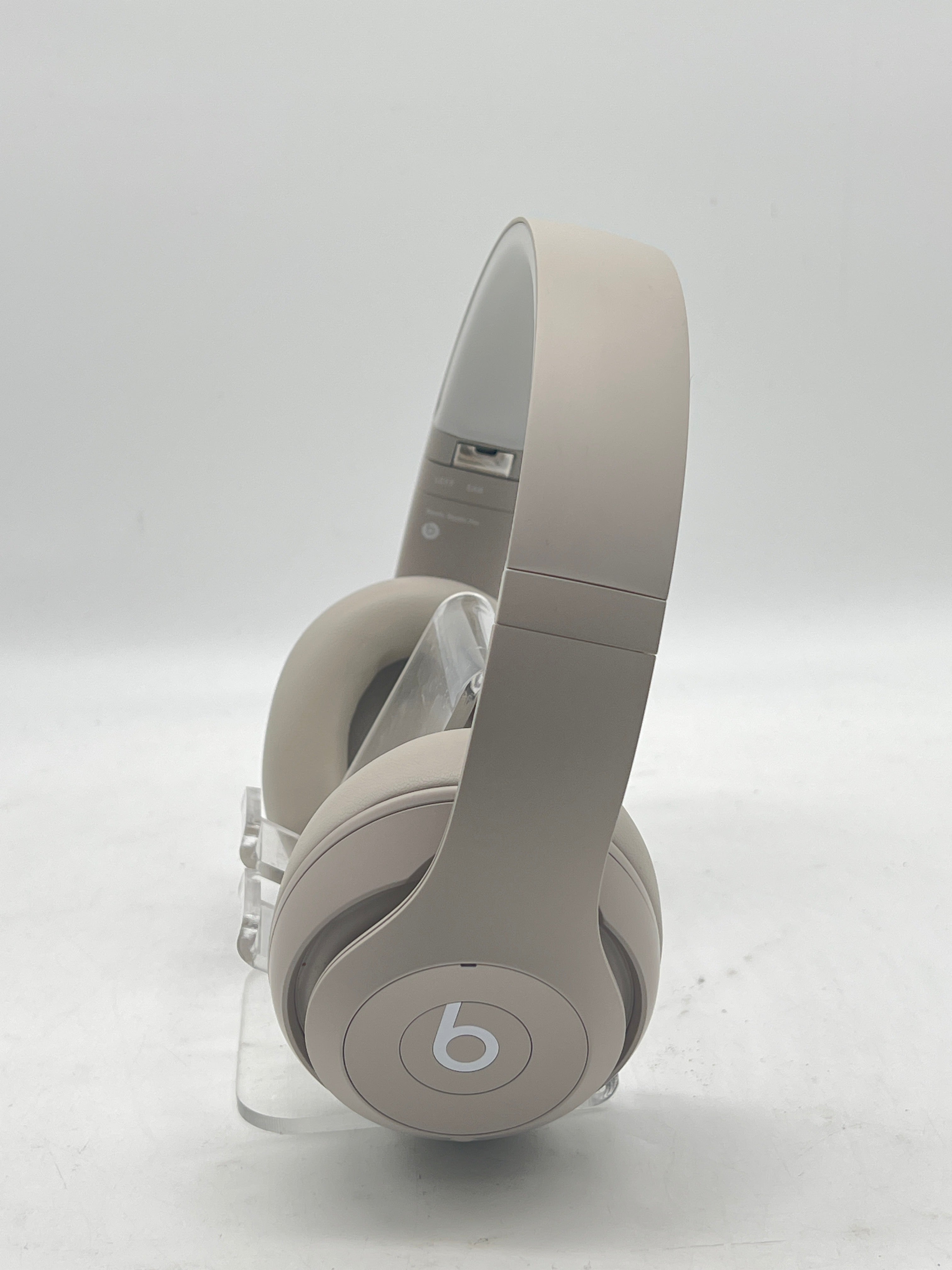 Beats Studio Pro Wireless Headphones - Sandstone MQTR3LL/A