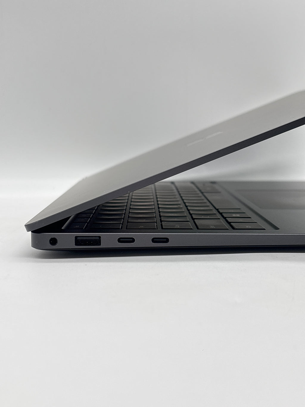 Microsoft Surface Laptop 7 2107 Ultra 7 268V 32GB RAM 1TB SSD - For Parts (READ)