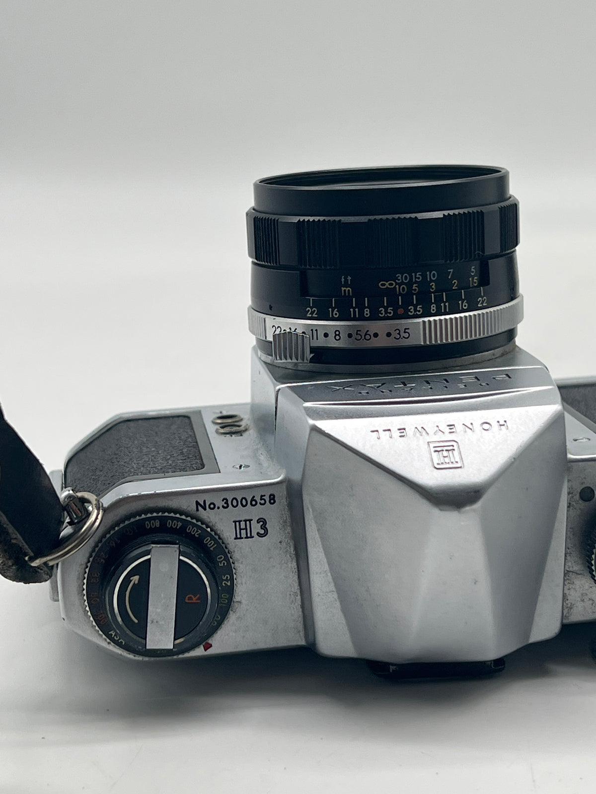 Heiland / Honeywell Pentax 35mm SLR Film Camera w/ Takumar Lens - Used