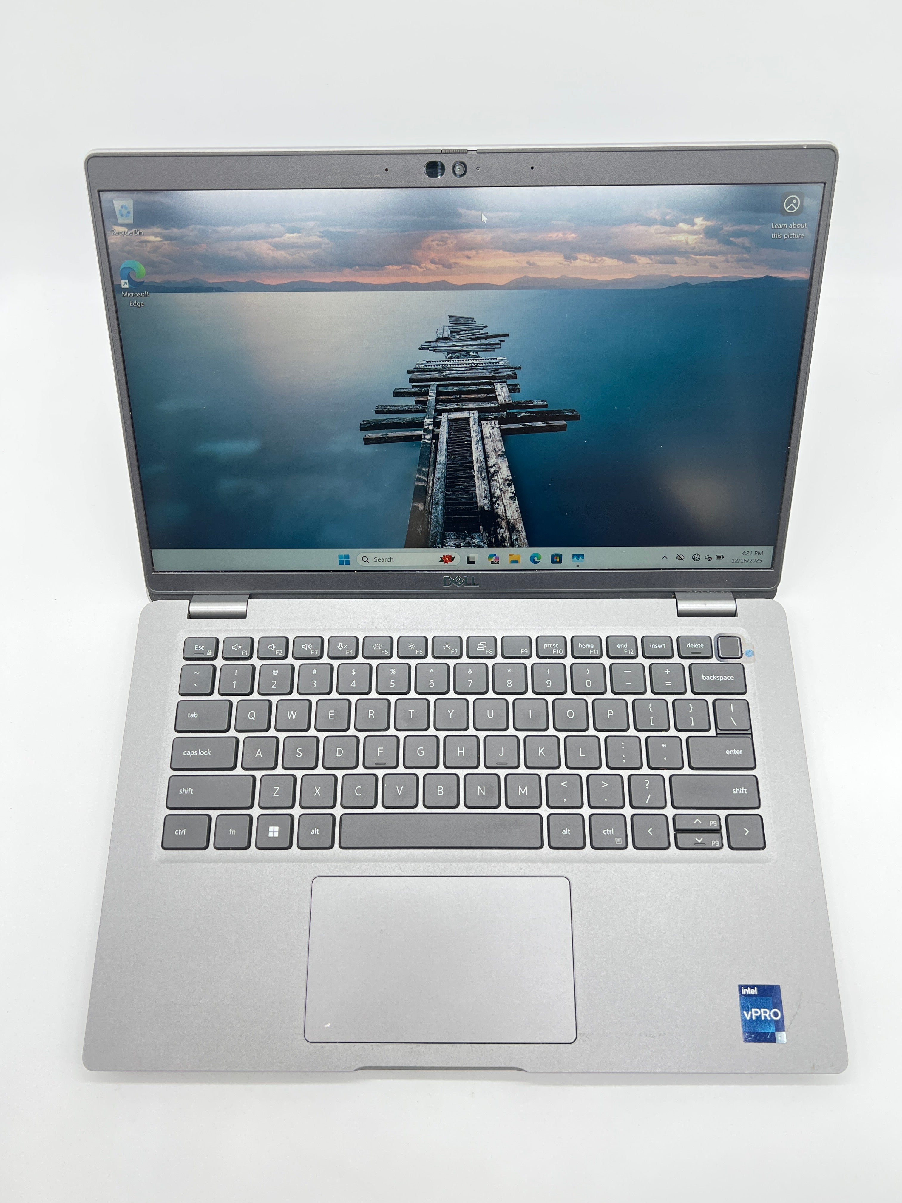 Dell Latitude 5430 14 in Intel Core i7 12th Gen 32 GB RAM 512 GB SSD Silver Used