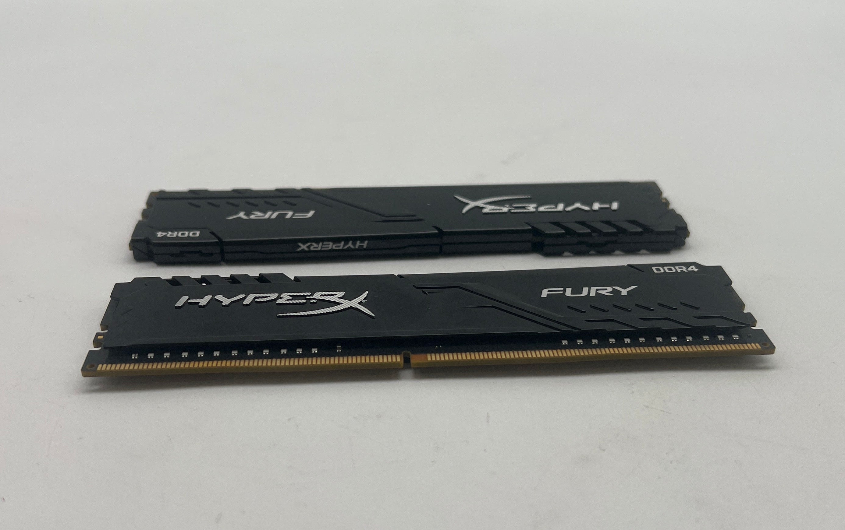 Kingston HyperX DDR4 8 GB (2x4GB) HX421C14FBK2/8 - Used
