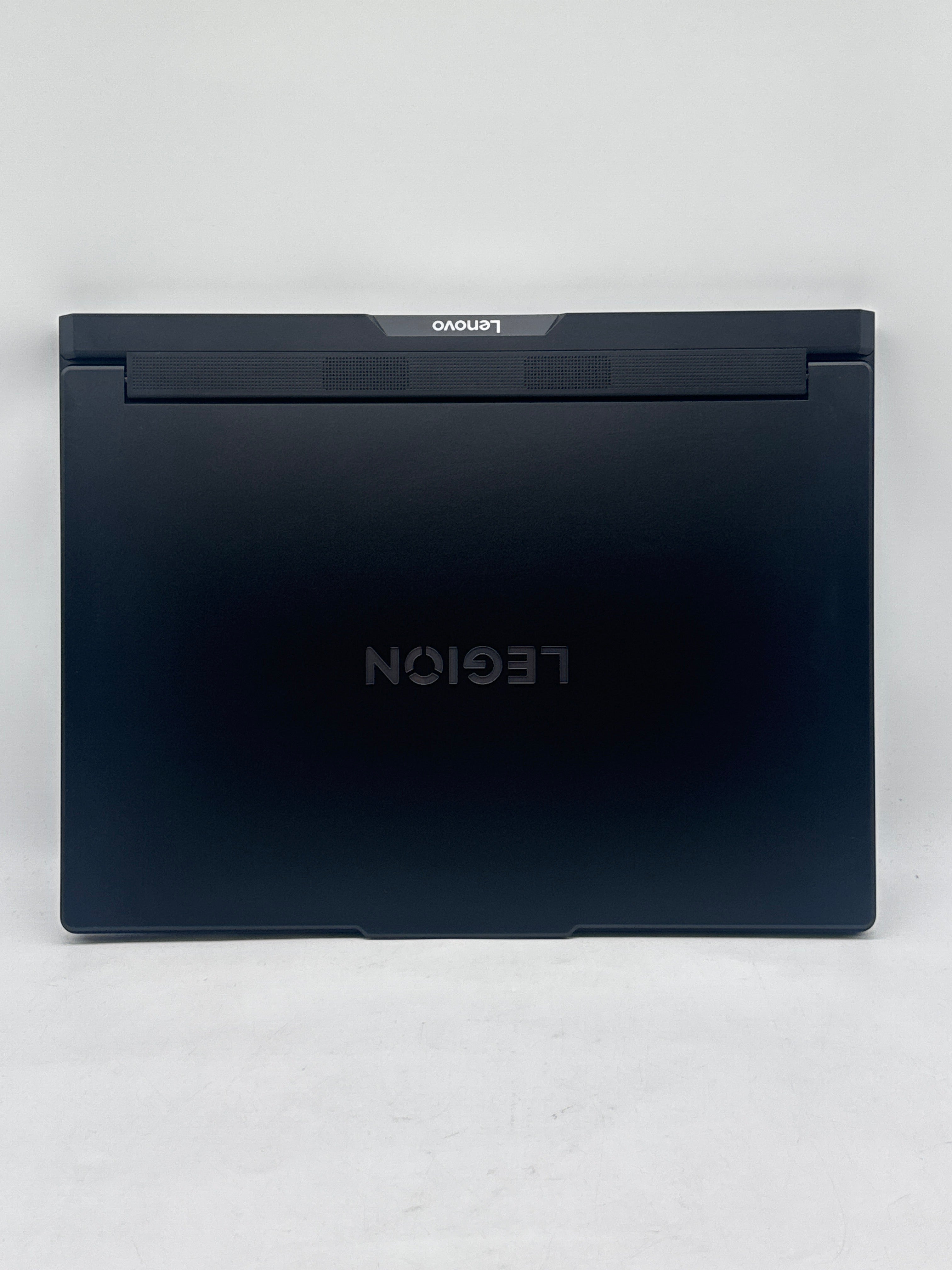 Lenovo Legion Pro 7 16" Core Ultra 7 255HX 32GB 2TB SSD RTX 5070 Ti - For Parts