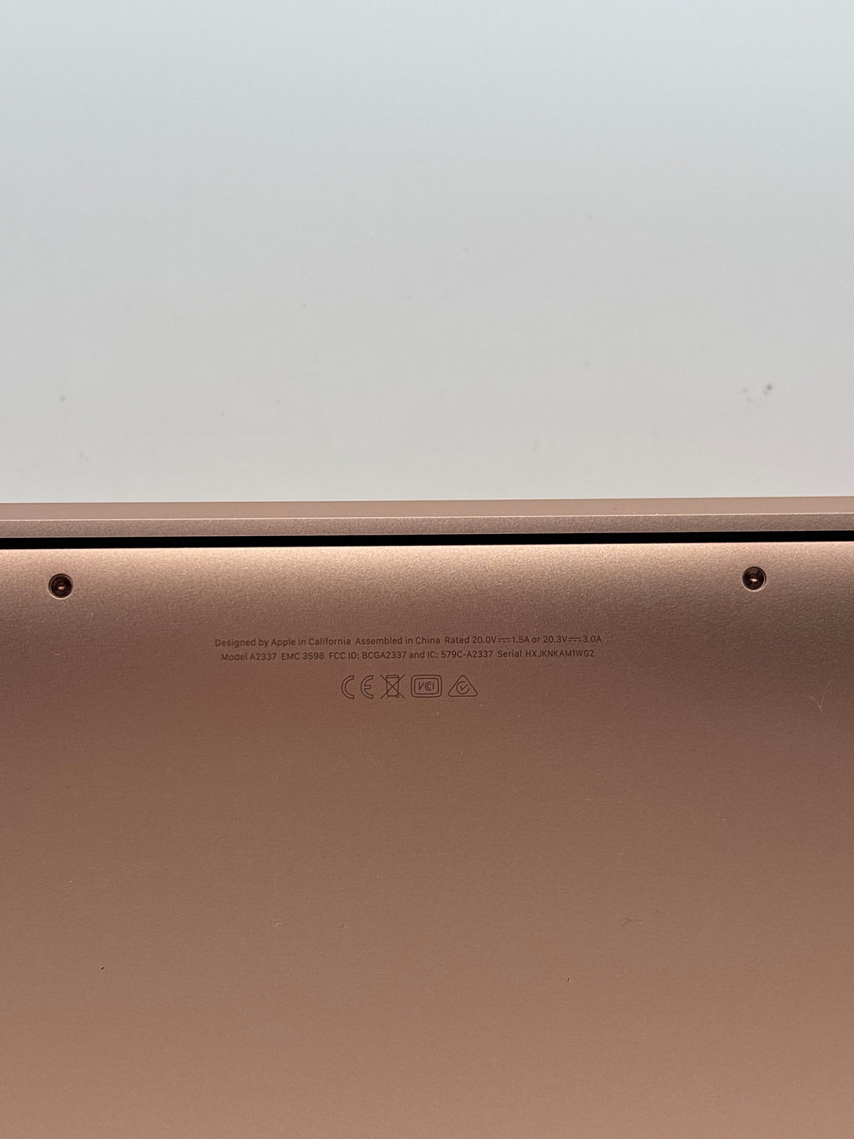 Apple MacBook Air 13" A2337 M1 8GB RAM 256GB SSD Gold - Used
