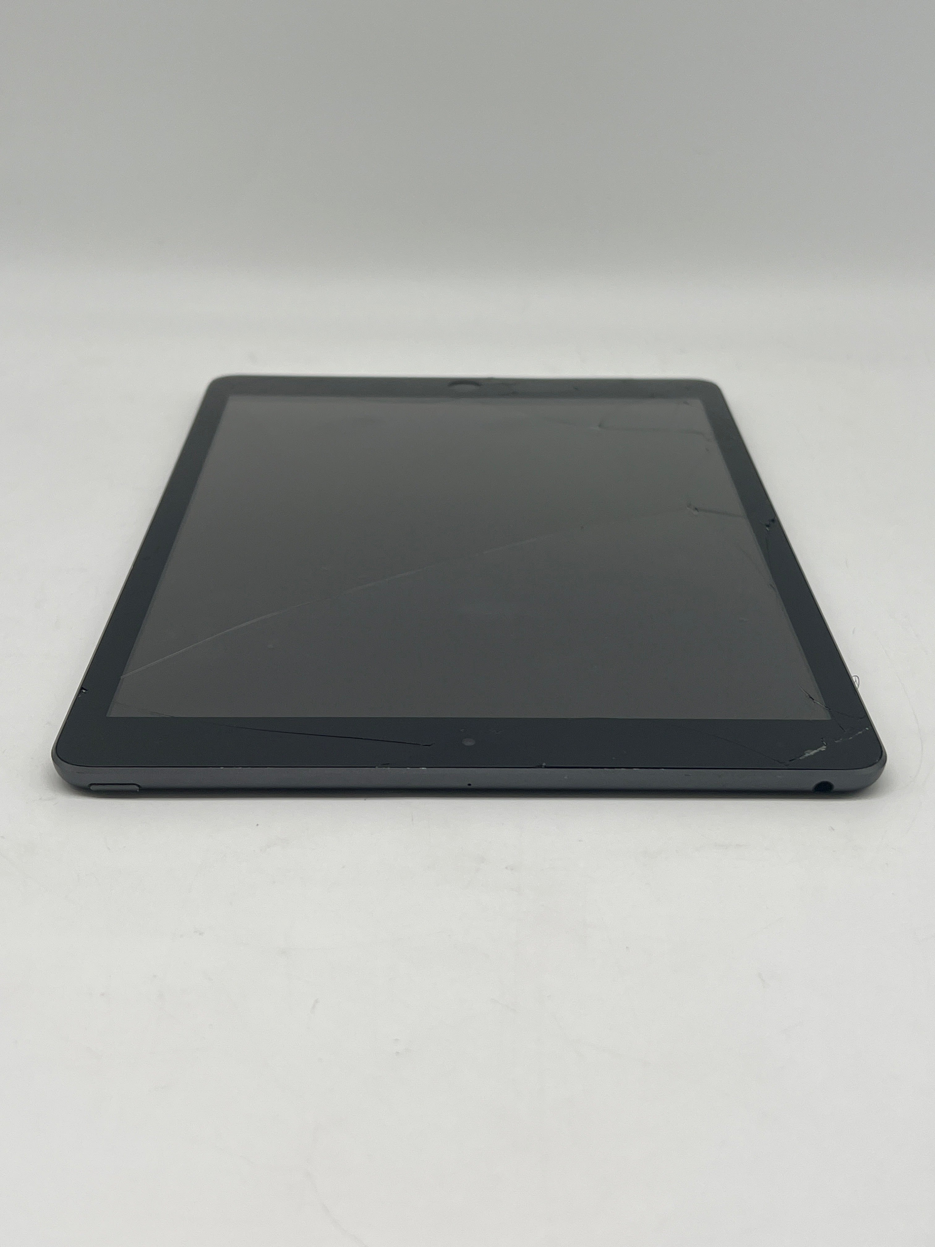Apple iPad 9th Gen MK2K3LL/A 64GB Wi Fi - Cracked Screen