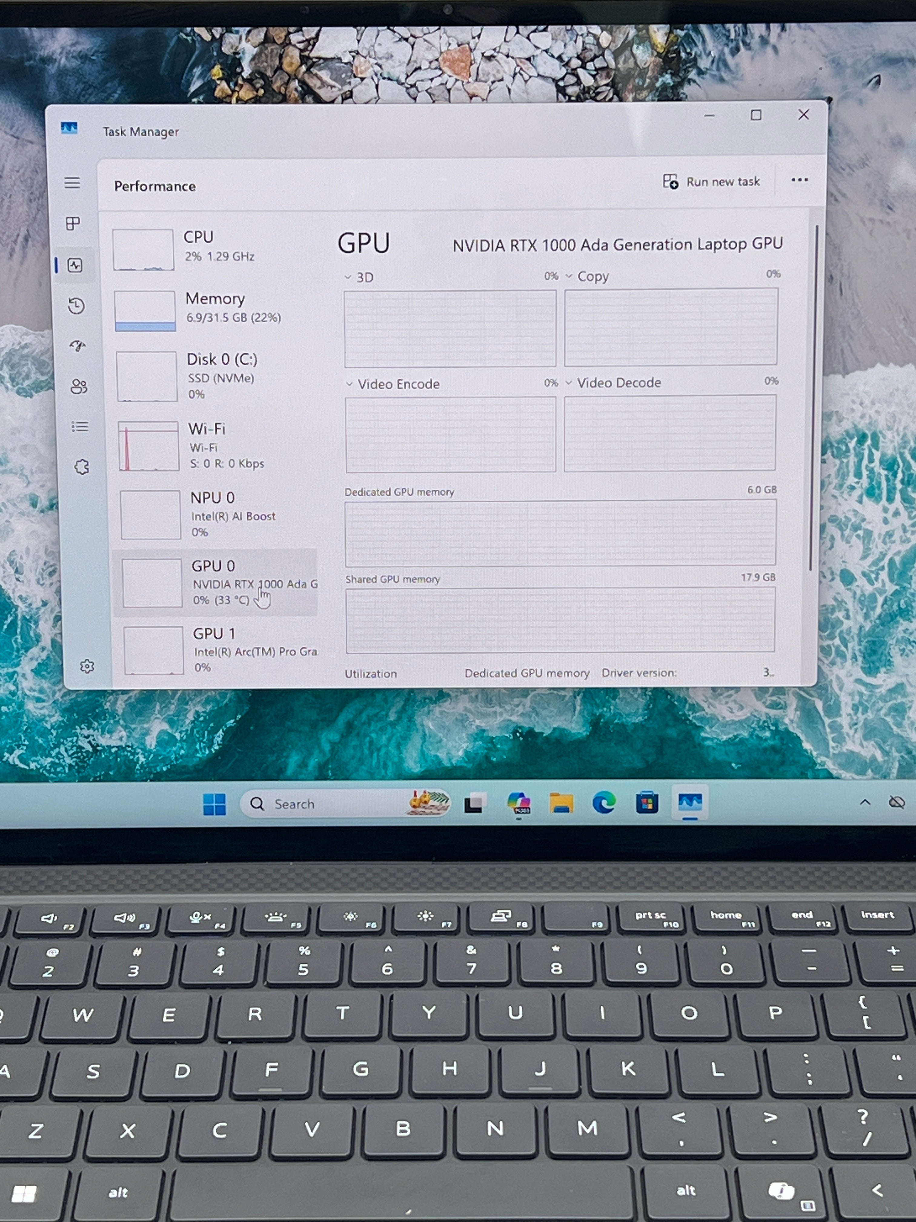 Dell Precision 5490 Ultra 7 32GB RAM 512GB SSD Nvidia RTX 1000