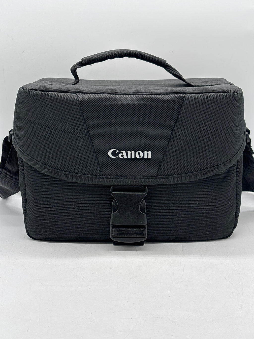Canon EOS R10 w/ RF-S 18-45mm Lens Digital Camera Kit Black Used