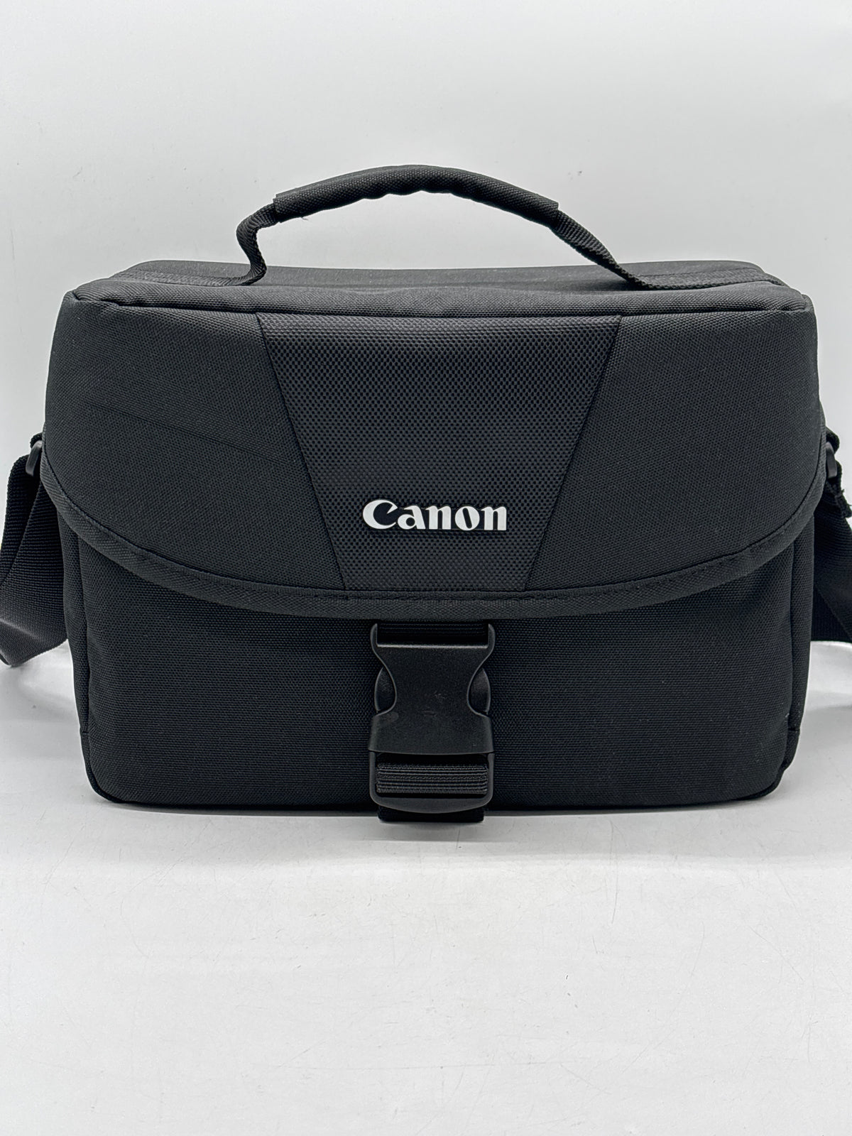 Canon EOS R10 w/ RF-S 18-45mm Lens Digital Camera Kit Black Used