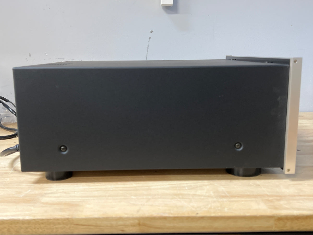 McIntosh MLD7020 Laserdisc Player Black - Used