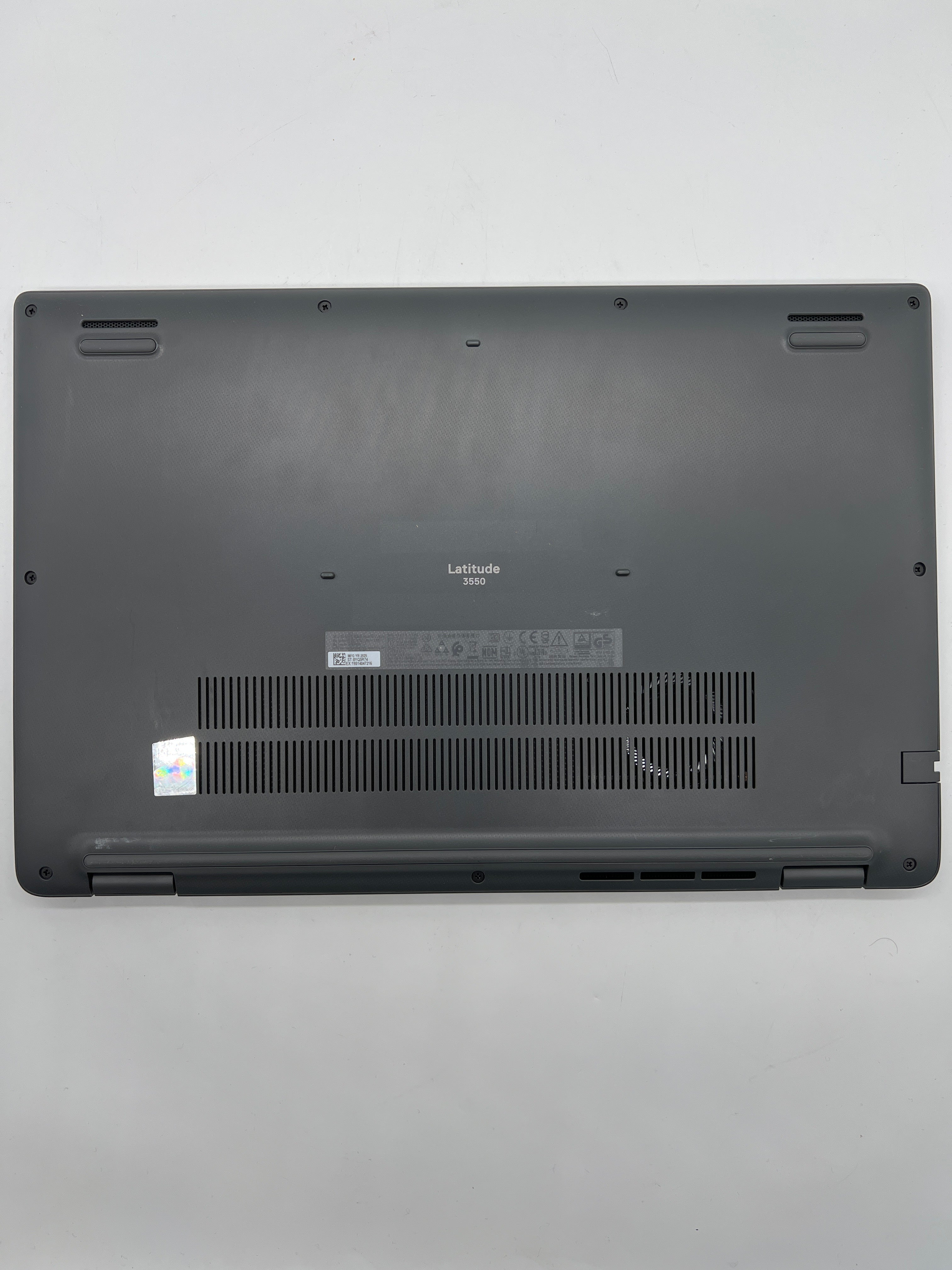Dell Latitude 3550 15.6-inch Intel Core i5 13th 16GB RAM 256GB SSD Black Used