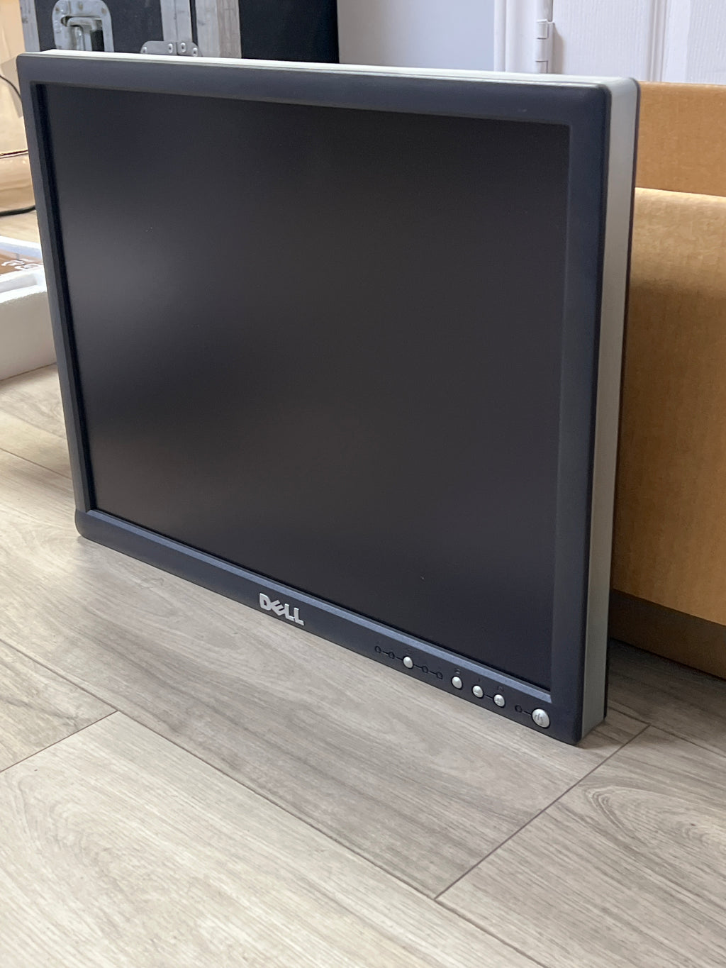 Dell UltraSharp 2001FP 20" LCD Monitor - New in Box