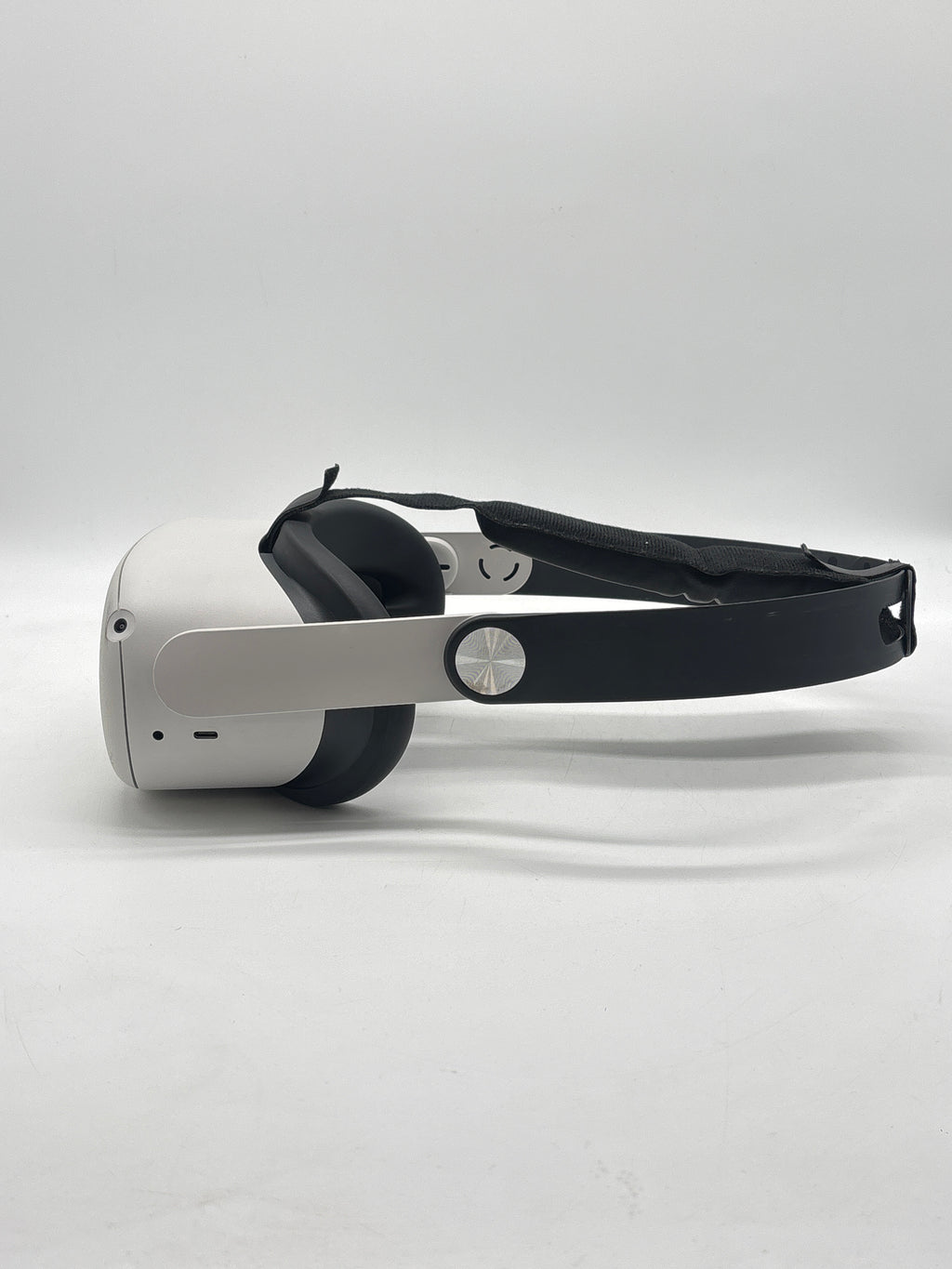 Meta Oculus Quest 2 KW49CM 128GB - For Parts (Read DESC)
