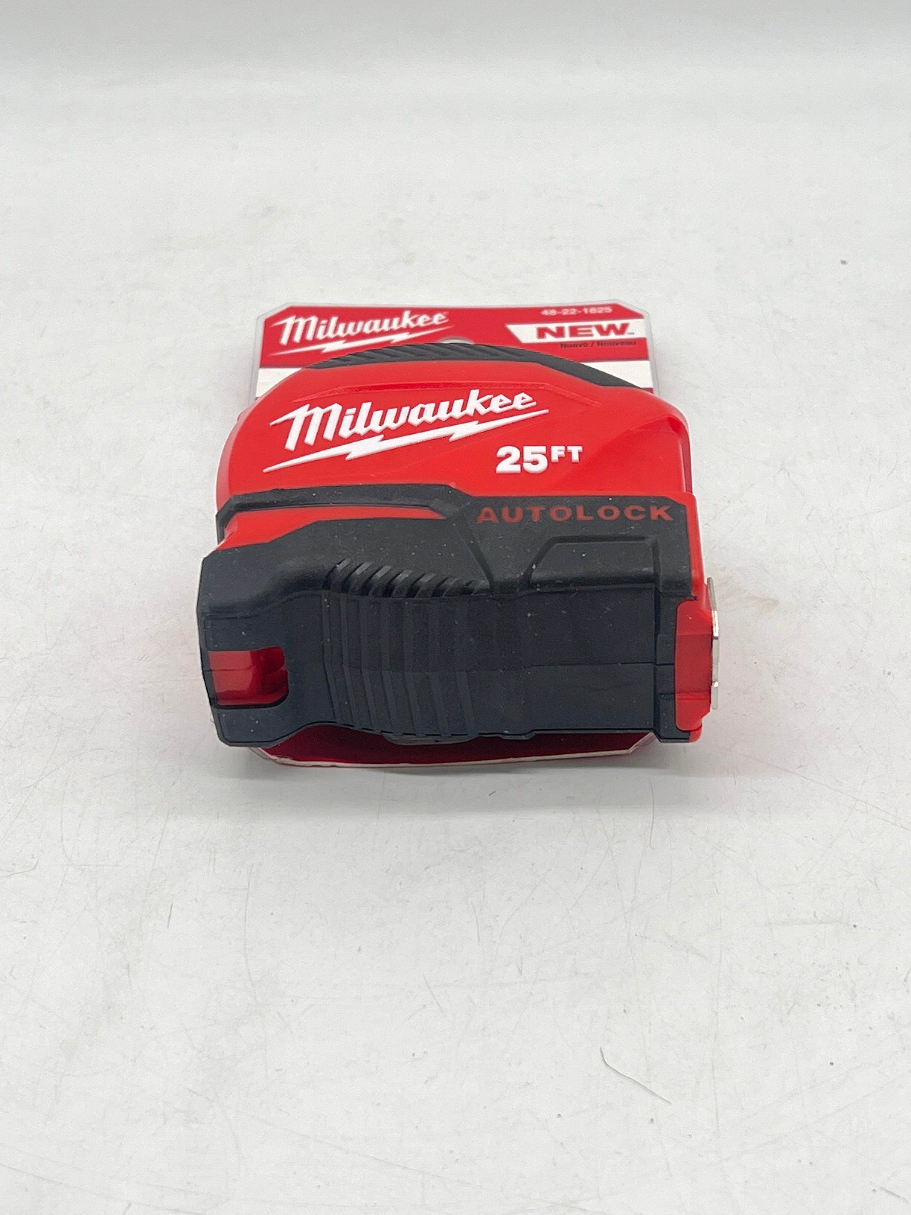 Milwaukee Measuring Tape 25 ft Steel Blade Compact Model 48-22-1825 Red New In Box