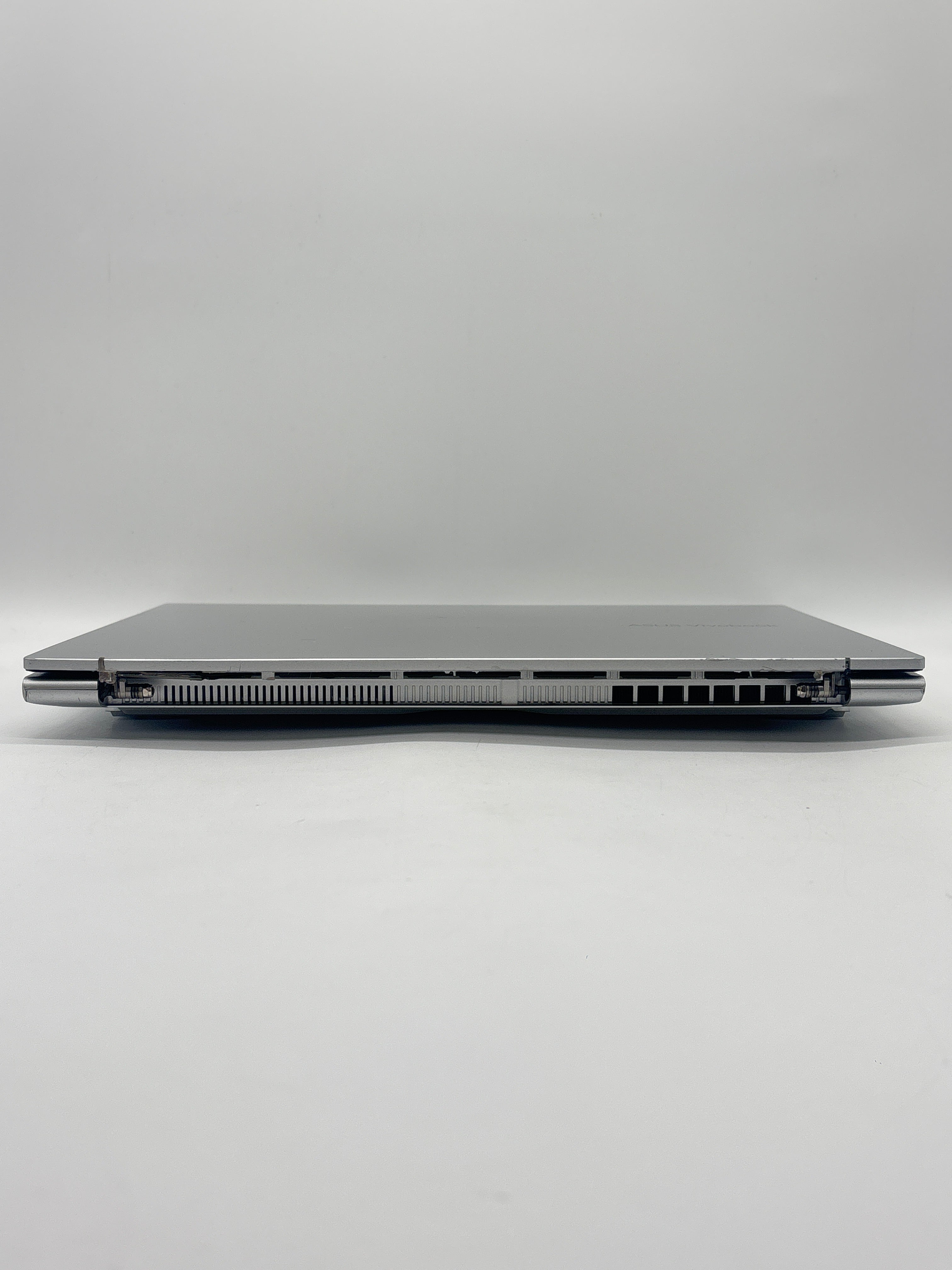 Asus VivoBook A1403Z i5-12500H 24GB RAM 512GB SSD - For Parts (Read DESC)