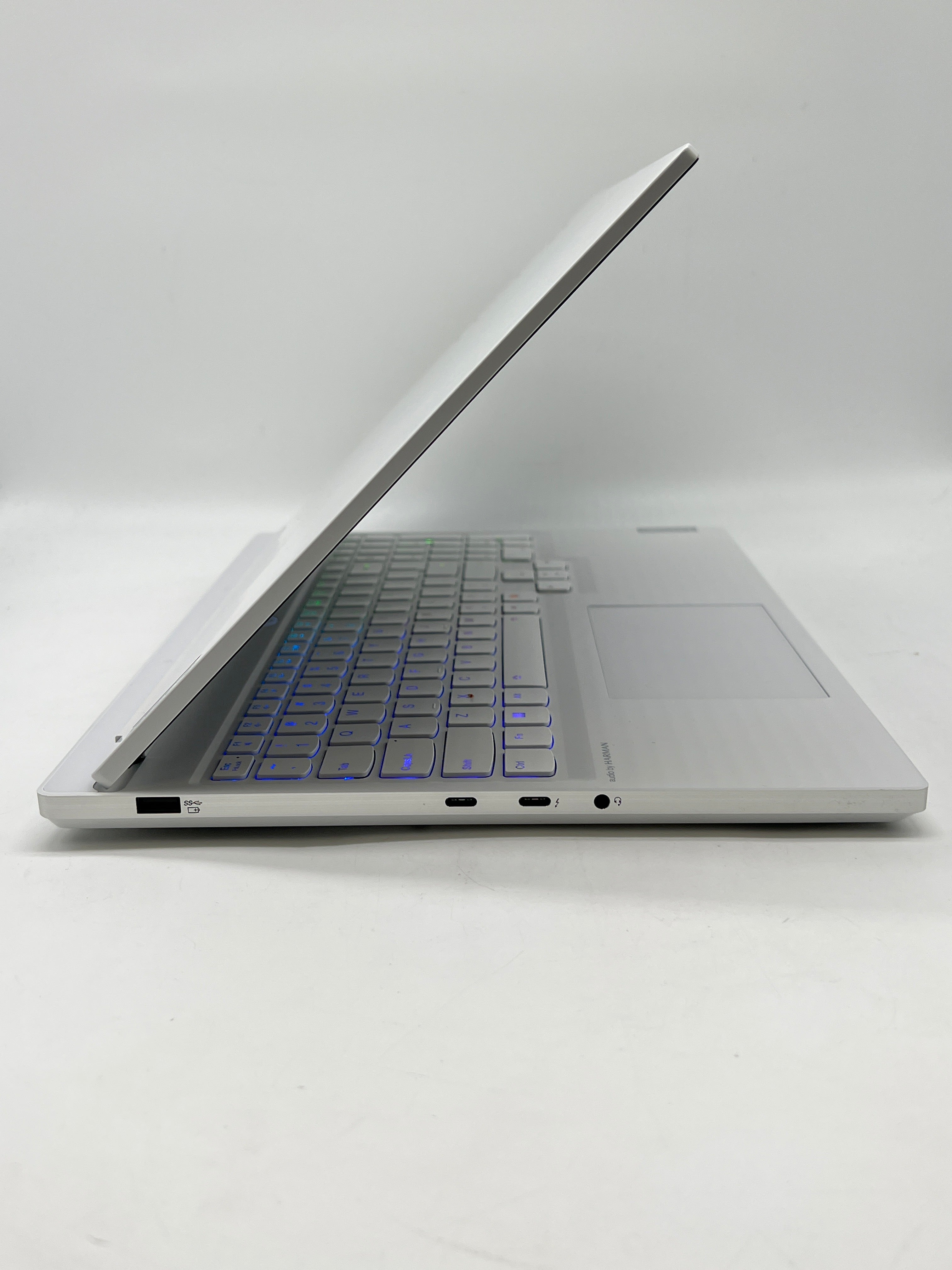 Lenovo Legion 7 16IRX9 i9-14900HX 32GB RAM 1TB SSD RTX 4070 S- Used