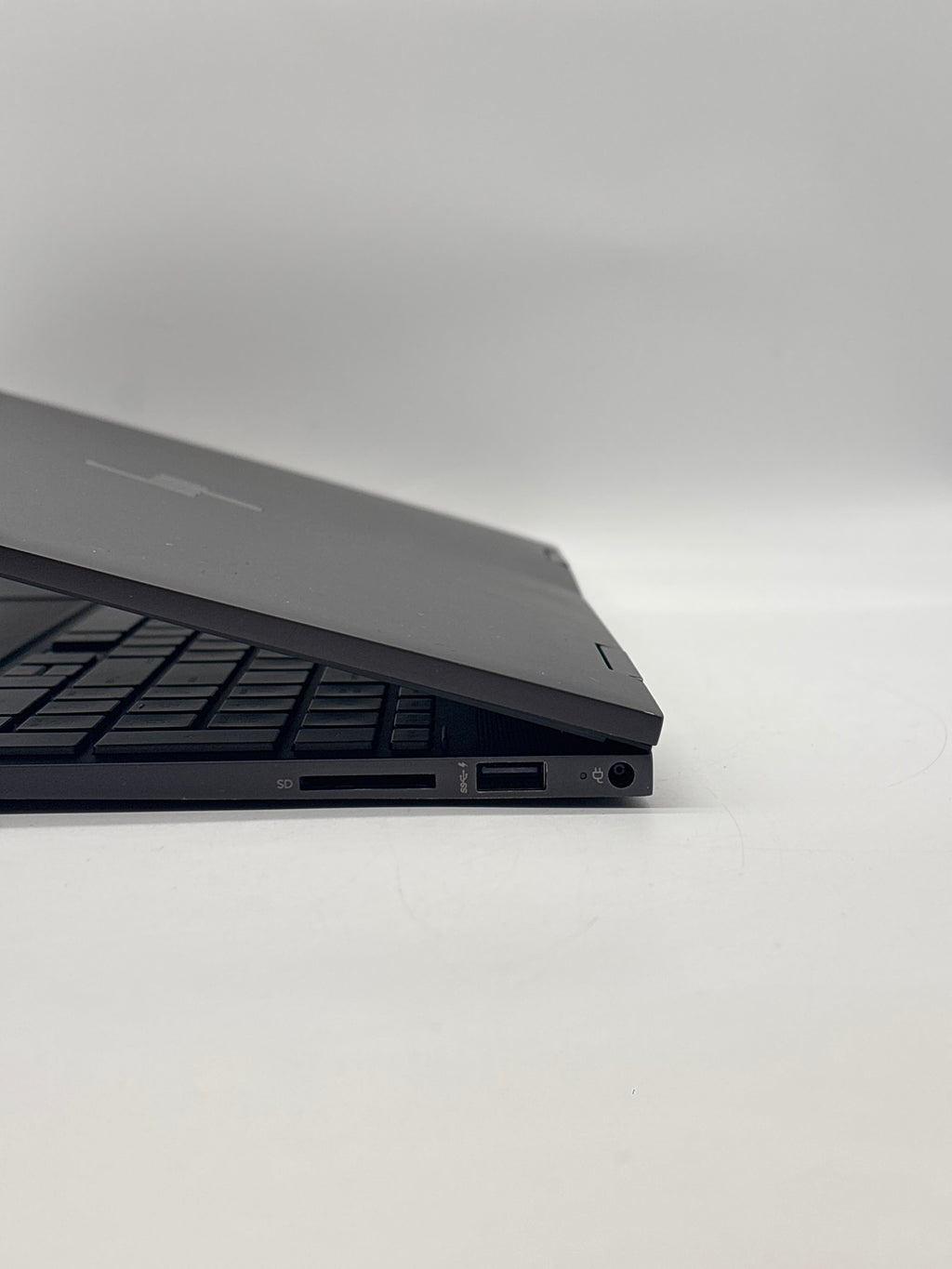 HP ENVY x360 AMD Ryzen 5 4500U 8GB RAM 256GB SSD