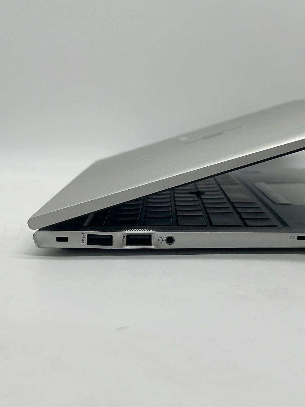 HP Elitebook 840 G8 Touch i5-1135G7 8GB RAM 256GB SSD - Bios Lock/Remotely Managed