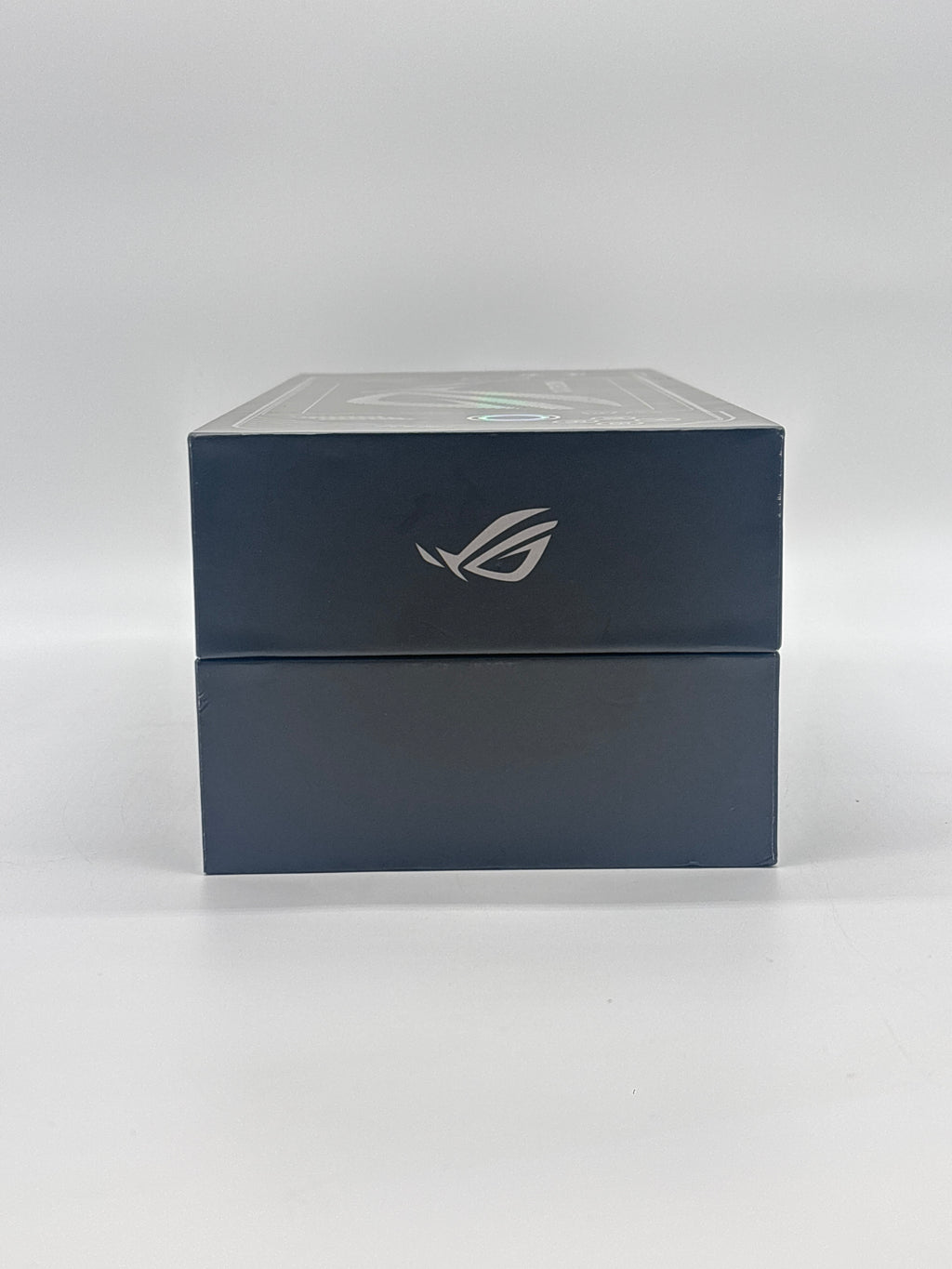 ASUS ROG Ally X AMD Ryzen 5 24GB RAM 1TB SSD with Box