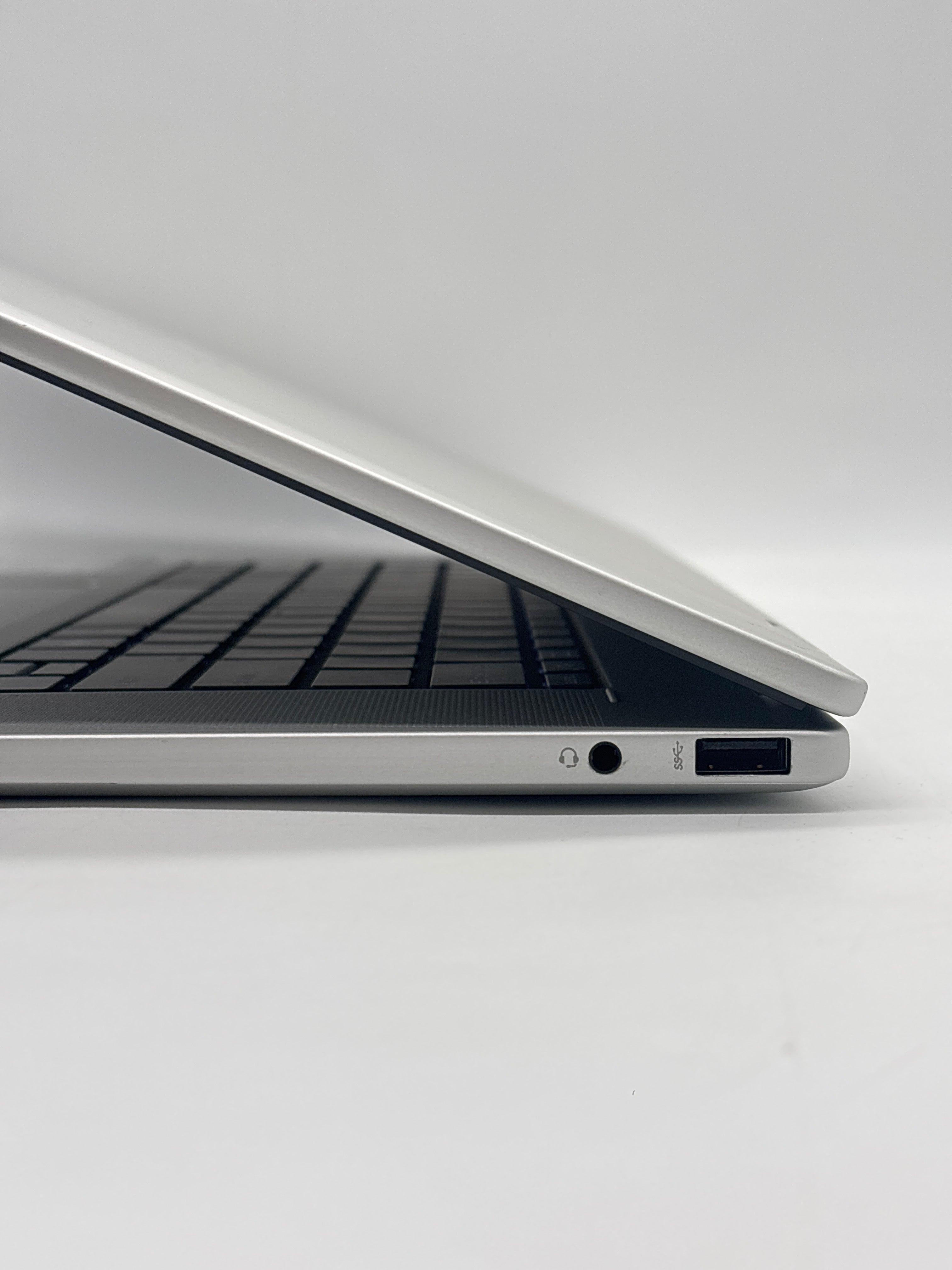 HP Envy x360 16-ac0013dx Ultra 5 125U 16GB RAM 512GB SSD