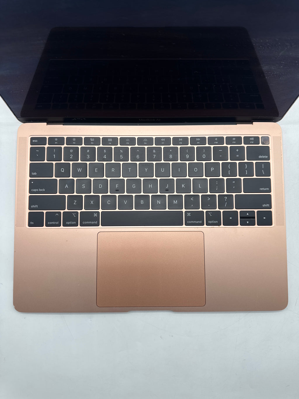 Apple MacBook Air 13" A1932 Core i5 8GB RAM 128GB SSD Black - READ