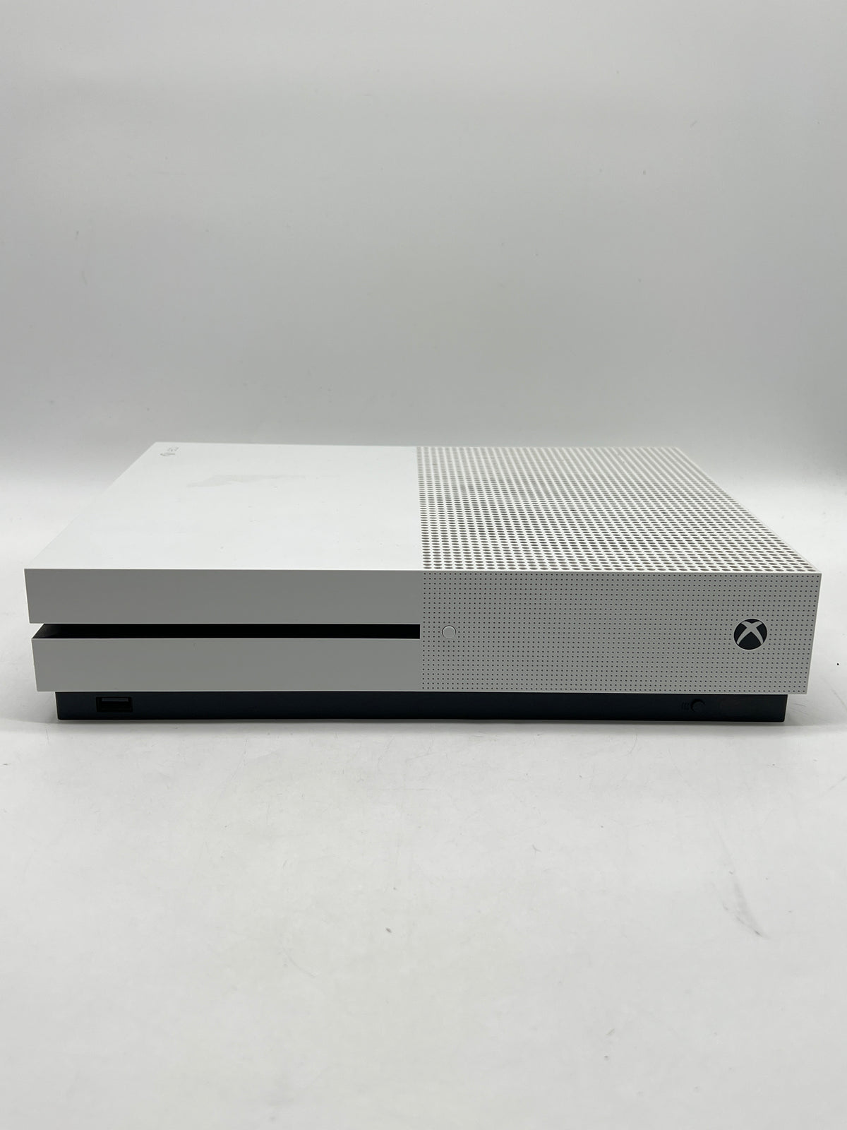 Microsoft Xbox One S 1TB Console White w/ 1 Controller and Cables Used