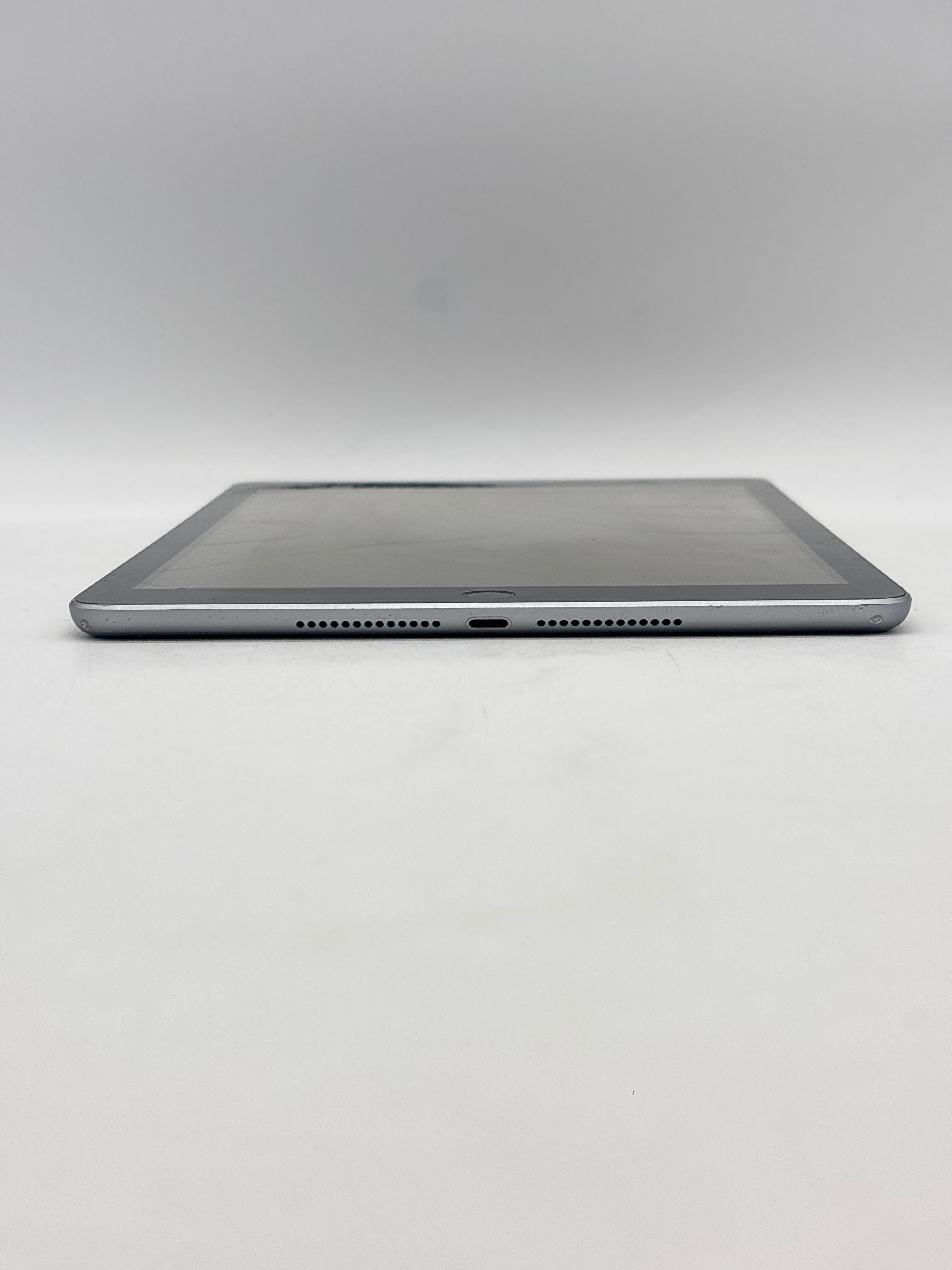 Apple iPad 6th Gen A1893 32GB Space Gray Wi-Fi - Cracked Screen